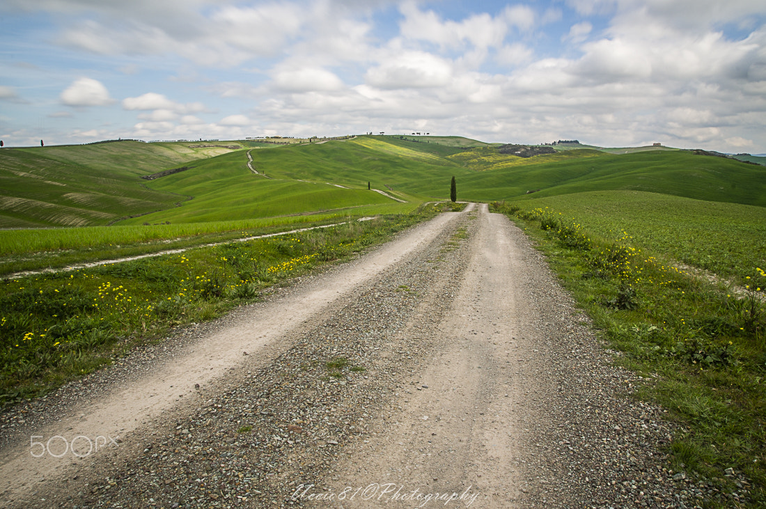 Sony Alpha DSLR-A580 + Tamron SP 24-70mm F2.8 Di VC USD sample photo. Destination anywhere photography