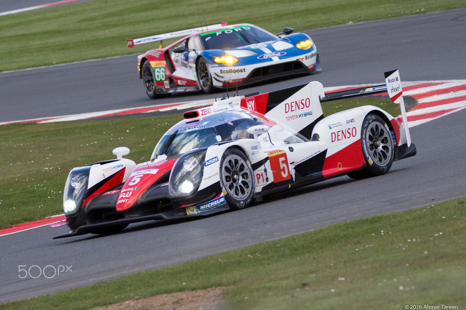 Canon EOS 700D (EOS Rebel T5i / EOS Kiss X7i) + Sigma 150-600mm F5-6.3 DG OS HSM | C sample photo. Toyota lmp1 and ford gt at silverstone 2016 photography