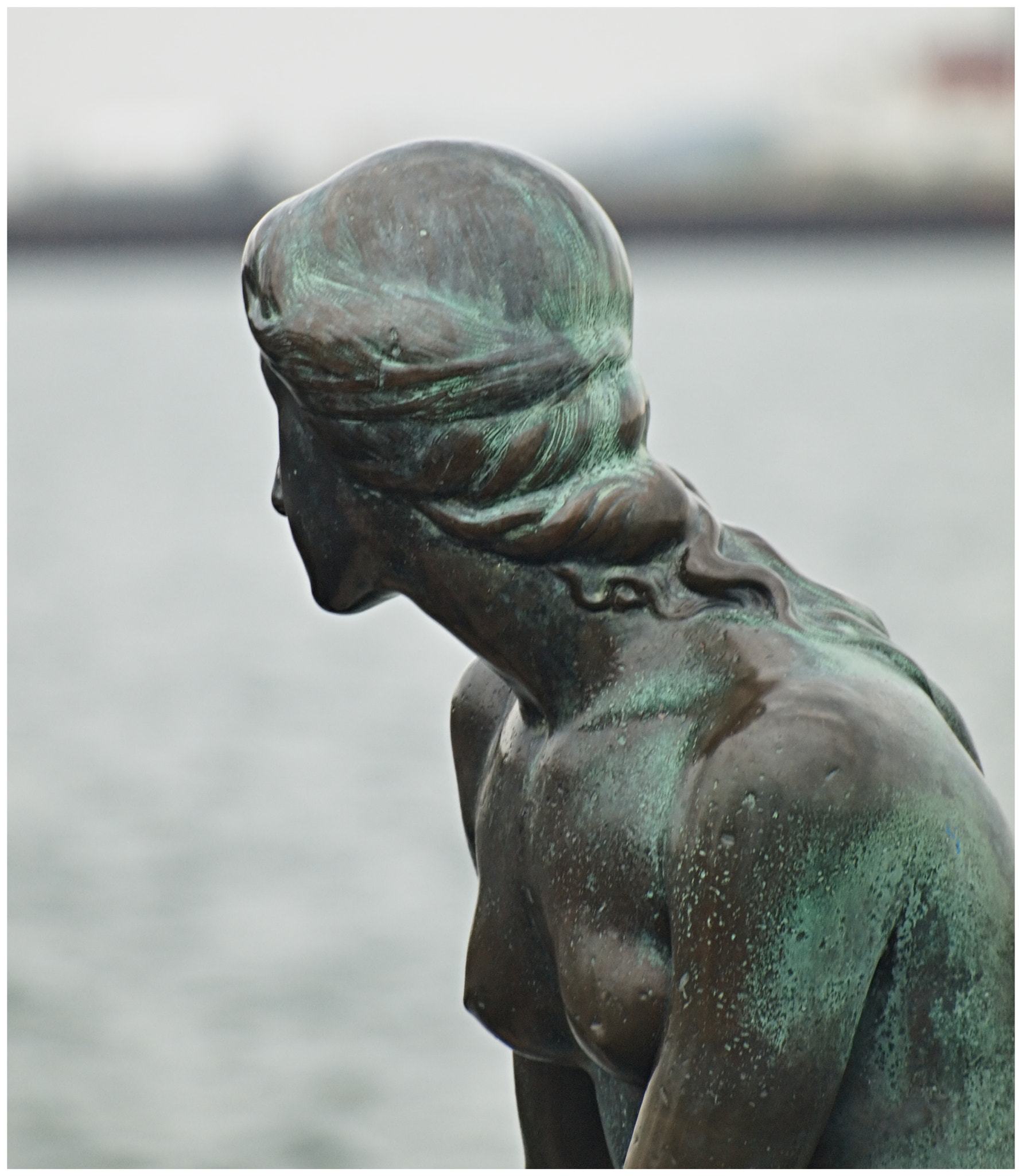 70.00 - 300.00 mm f/4.0 - 5.6 sample photo. The legendary statue.. photography