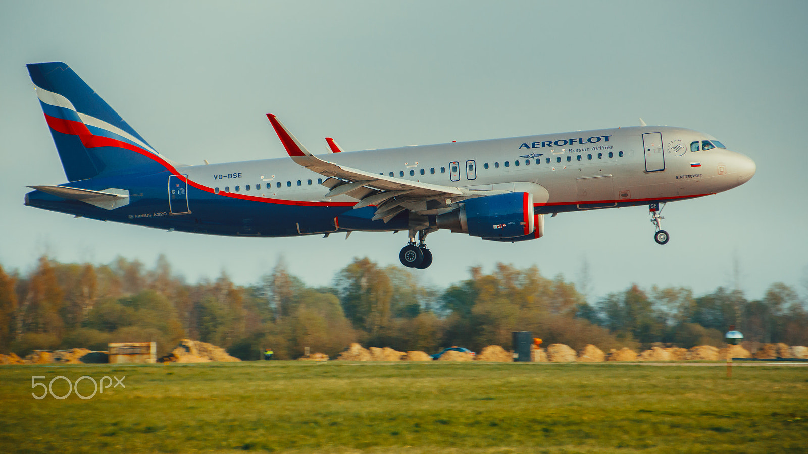 Canon EOS 500D (EOS Rebel T1i / EOS Kiss X3) sample photo. Landing in hrabrovo photography