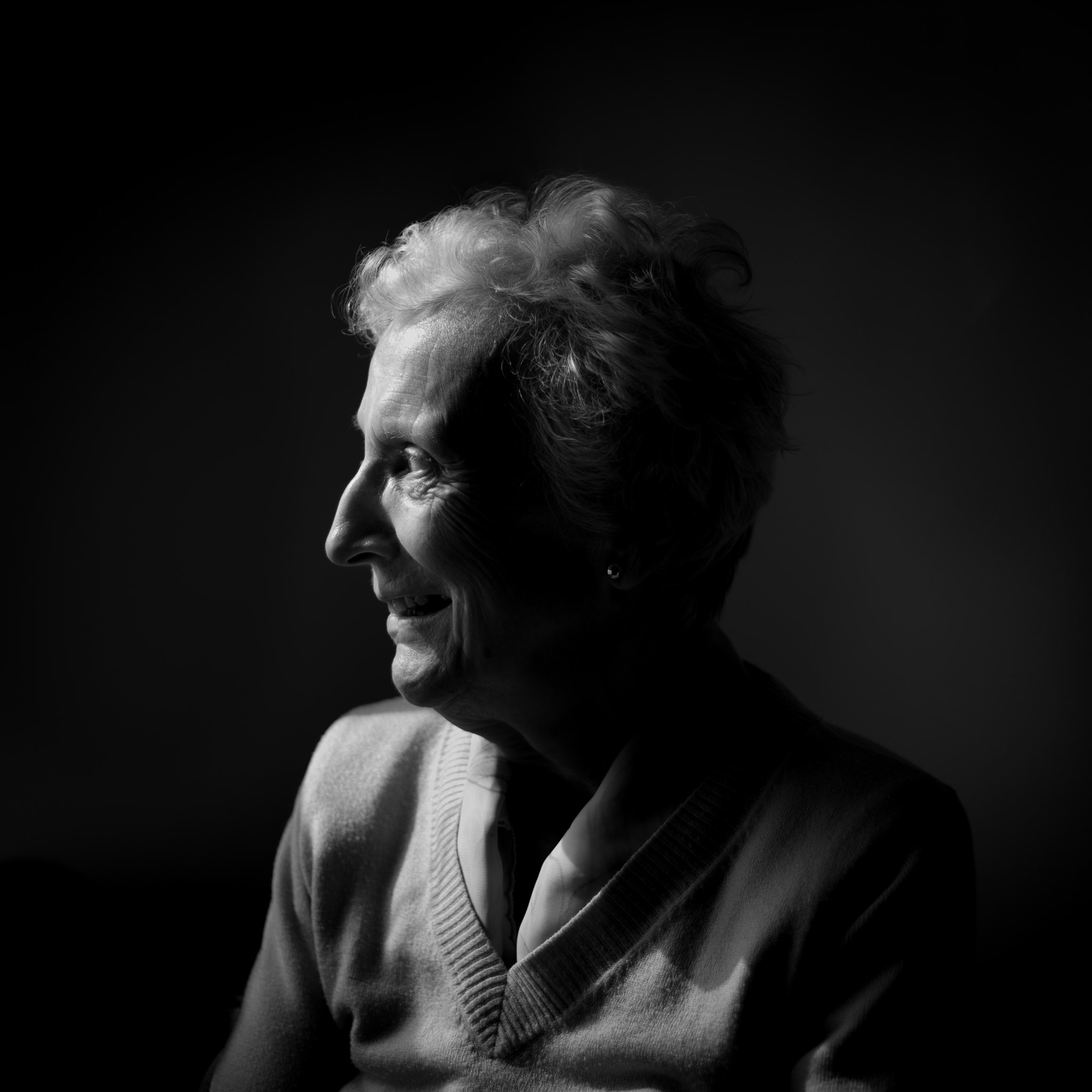 Canon EF 50mm f/1.8 sample photo. Mum photography