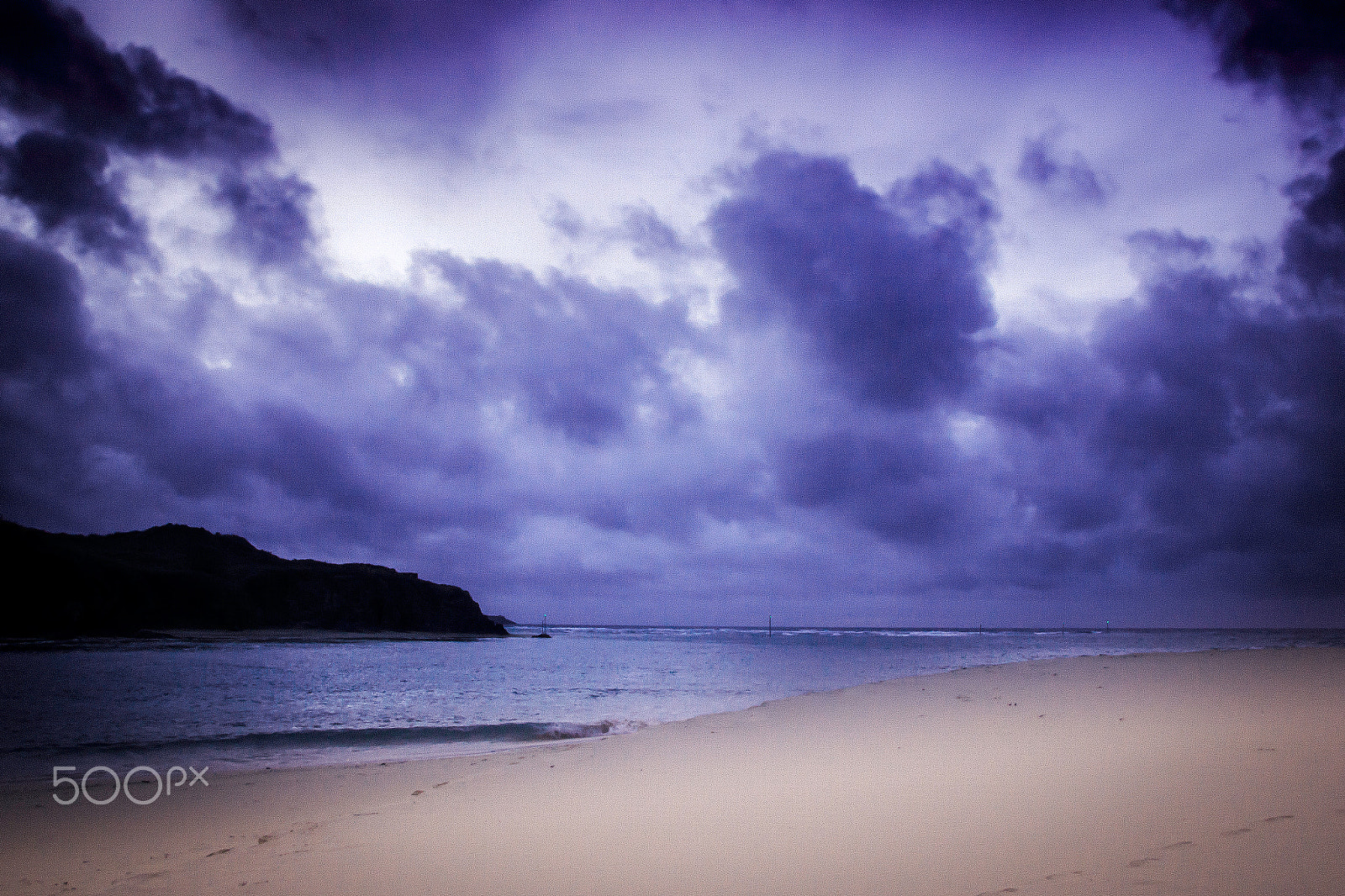 Canon EF 20-35mm F3.5-4.5 USM sample photo. Beach photography