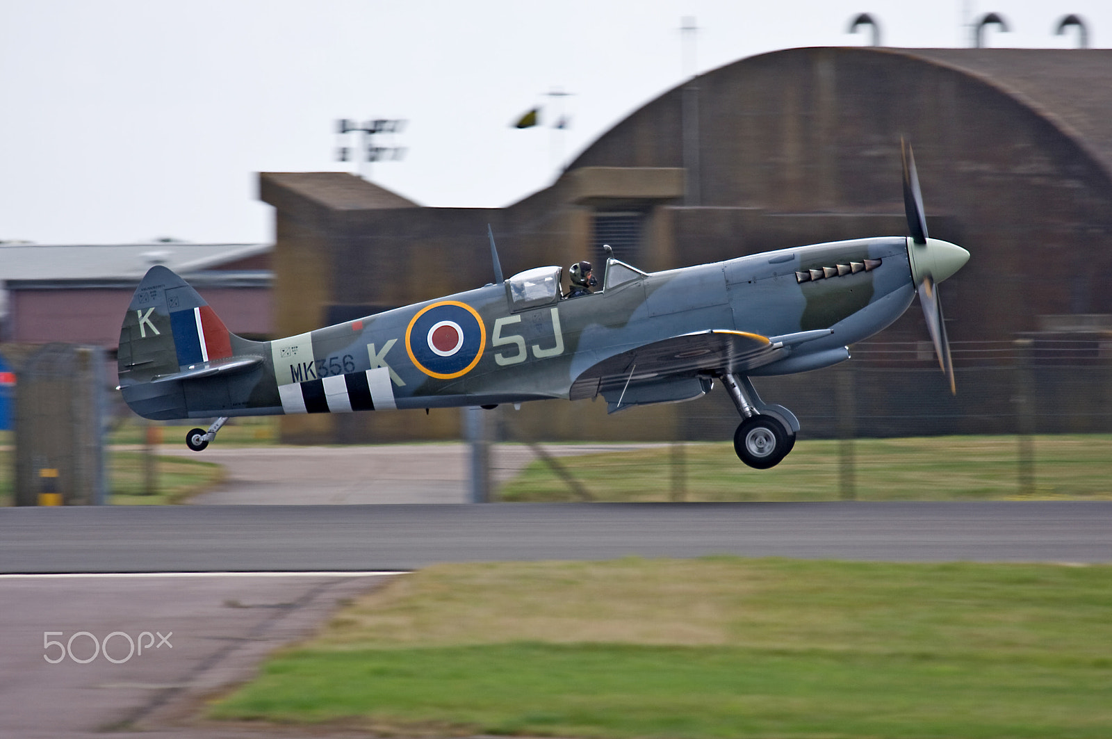 Canon EOS 40D + Canon EF 100-400mm F4.5-5.6L IS USM sample photo. Supermarine spitfire mk.lf.ixe, mk356. photography