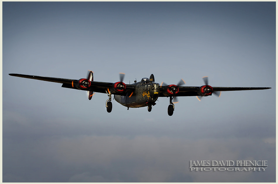 Nikon D7000 + Nikon AF-S Nikkor 500mm F4G ED VR sample photo. Warbirds:  b-24 liberator photography