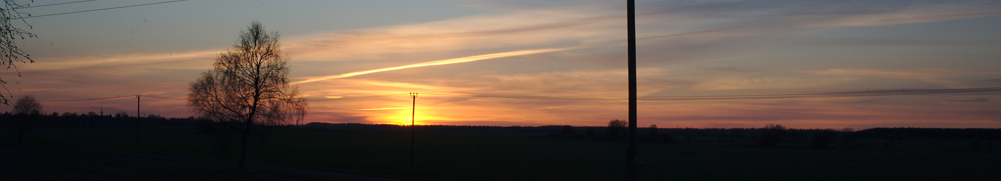 Nikon D3 + Nikon AF Nikkor 35mm F2D sample photo. Spring evening photography