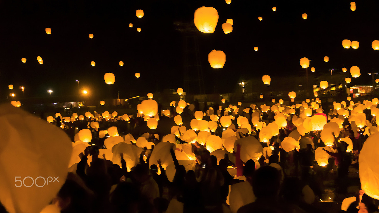 Sony DT 55-300mm F4.5-5.6 SAM sample photo. Lanterns of lanternfest photography