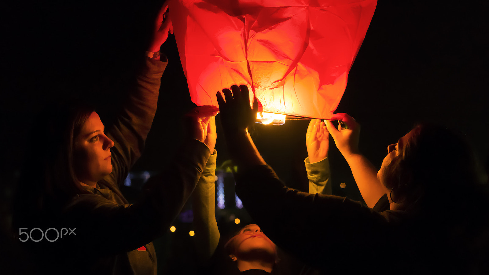 Sony DT 55-300mm F4.5-5.6 SAM sample photo. Lanterns of lanternfest photography