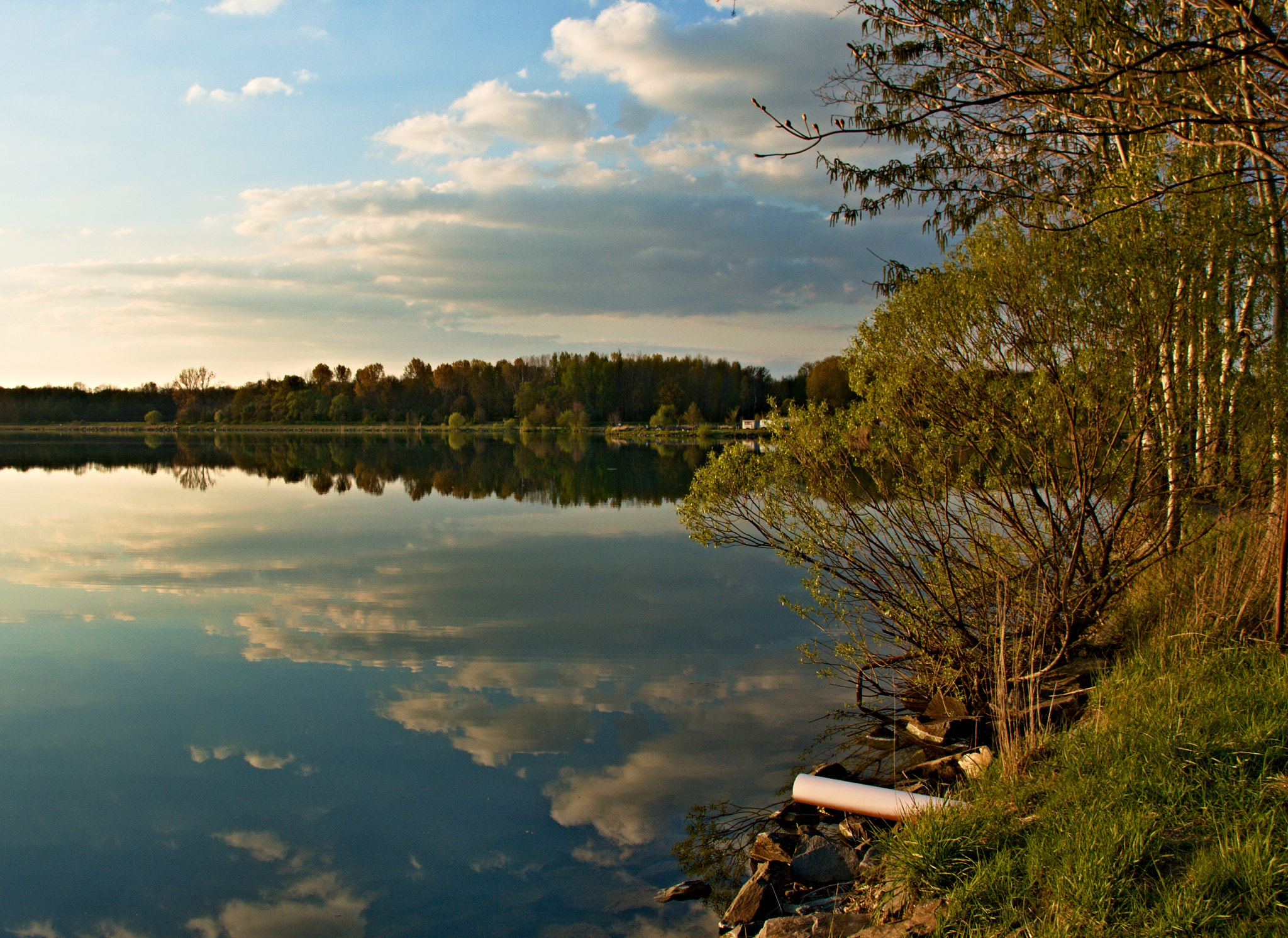 Nikon D5100 + 18.00 - 105.00 mm f/3.5 - 5.6 sample photo. Pohádka u vody photography