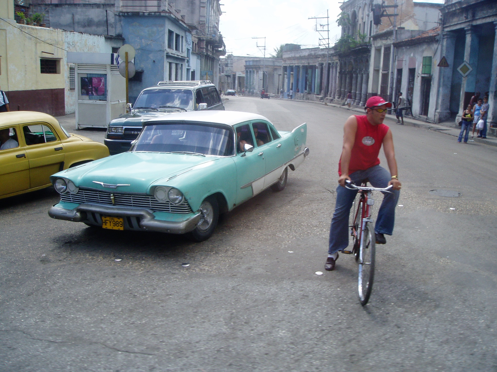 Olympus u10D,S300D,u300D sample photo. Old havana photography