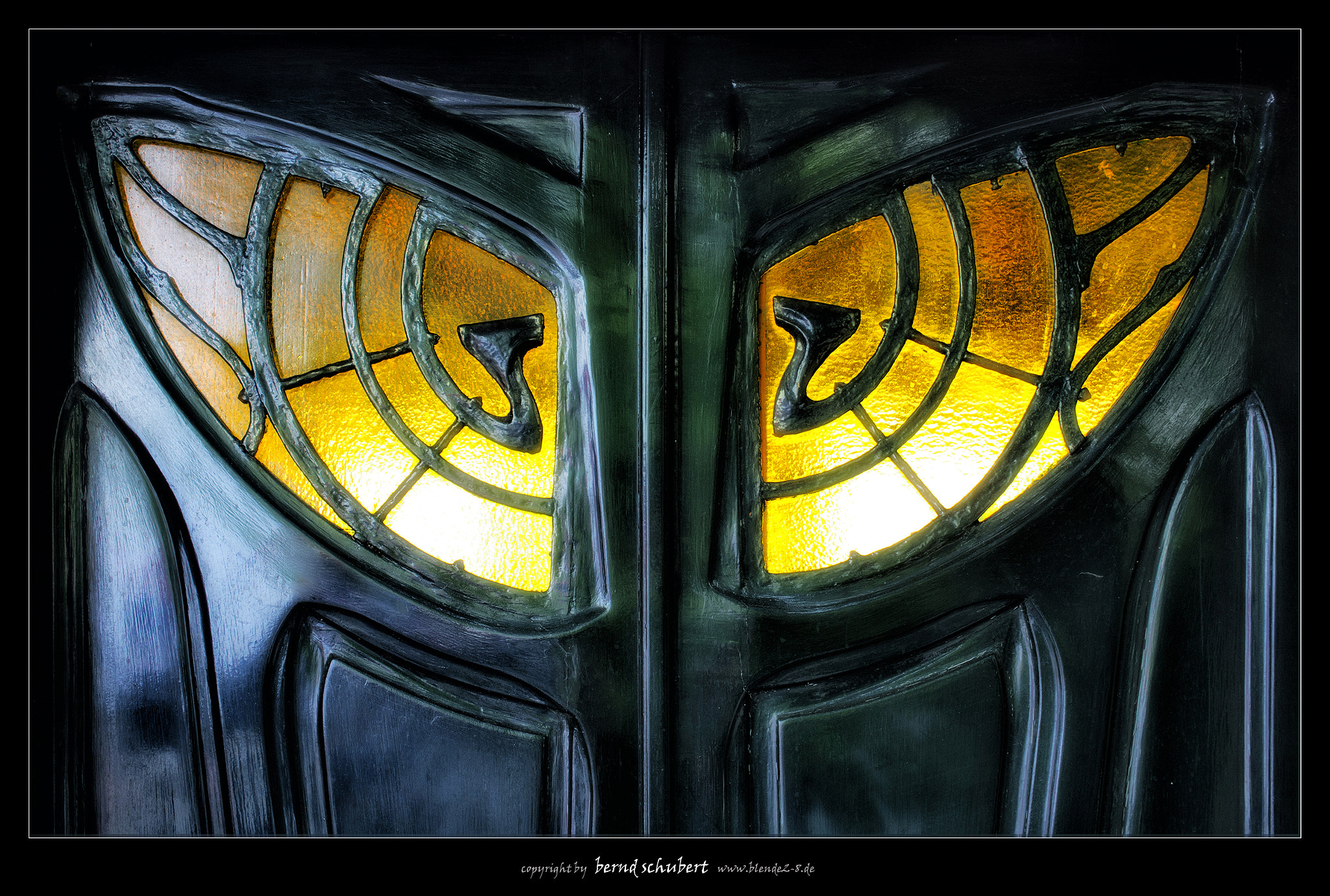Panasonic Lumix G X Vario 12-35mm F2.8 ASPH Power OIS sample photo. Art nouveau photography