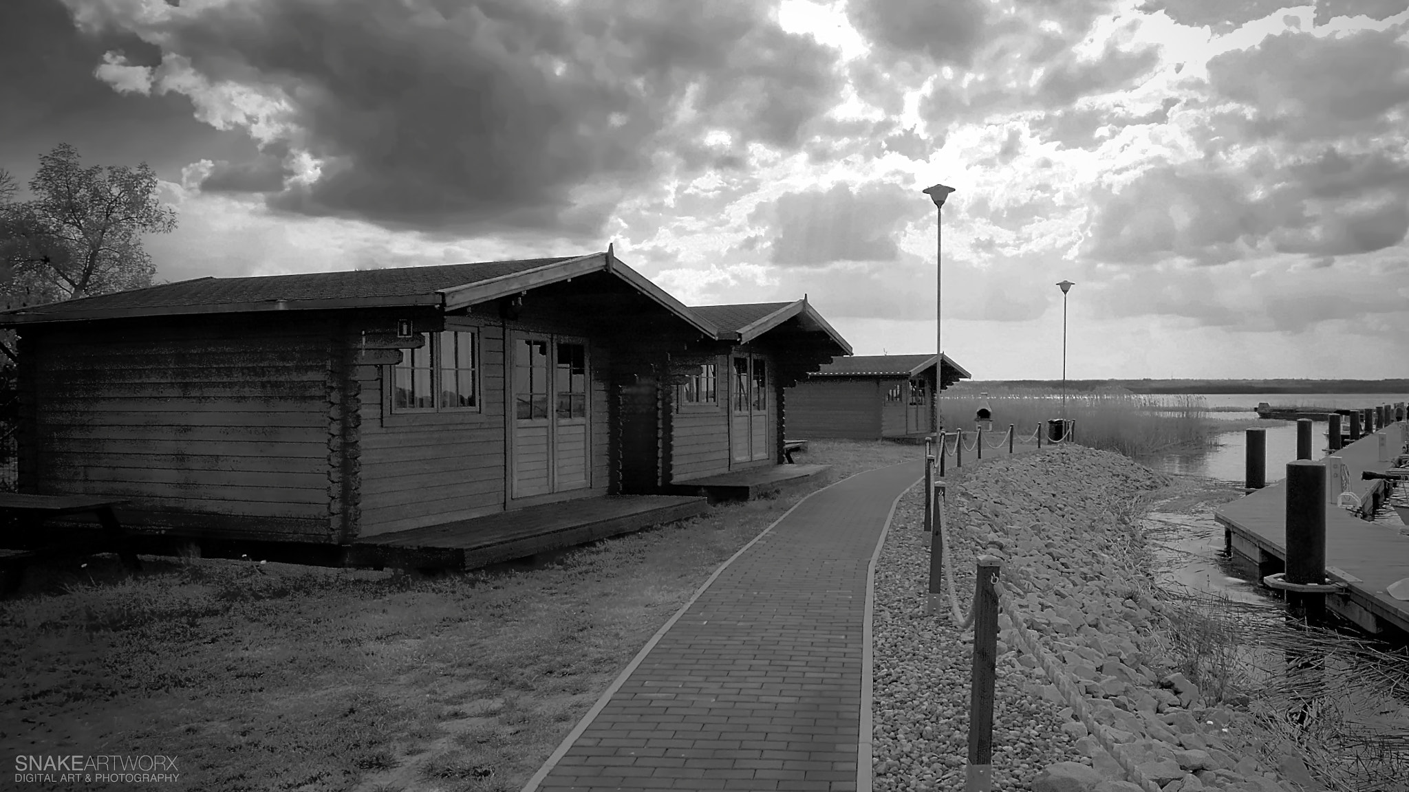 Sigma 12-24mm F4.5-5.6 II DG HSM sample photo. Shelter on the shore photography