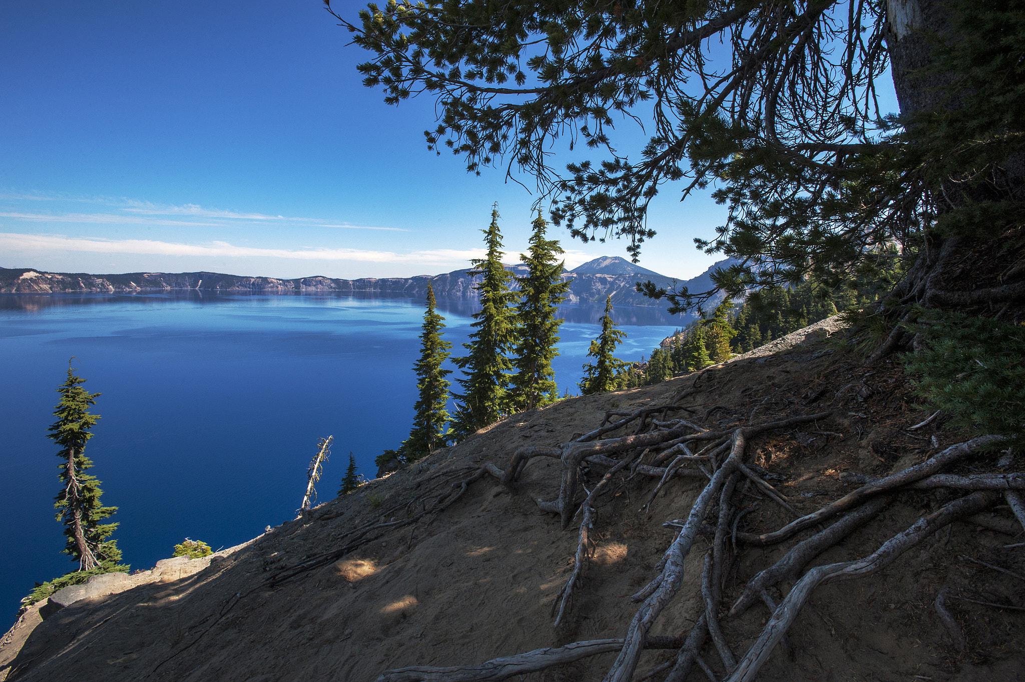 Nikon AF-S Nikkor 17-35mm F2.8D ED-IF sample photo. Crater lake, oregon - usa photography