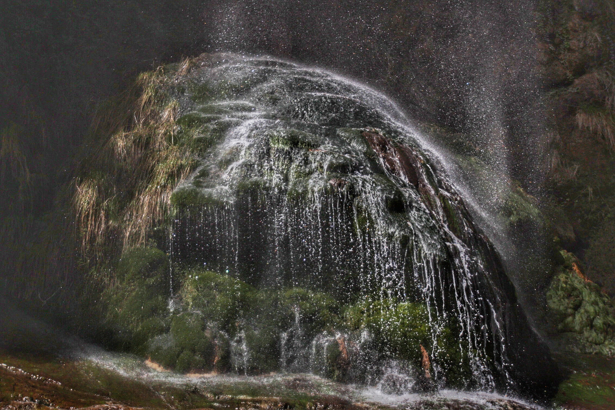 Canon 18-250mm sample photo. Fin del trayecto de la cascada, salto de la novia navajas photography