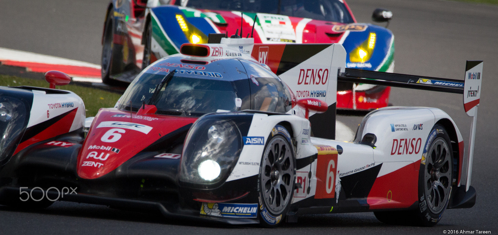 Sigma 150-600mm F5-6.3 DG OS HSM | C sample photo. Toyota ts050 edging past an af corse ferrari photography
