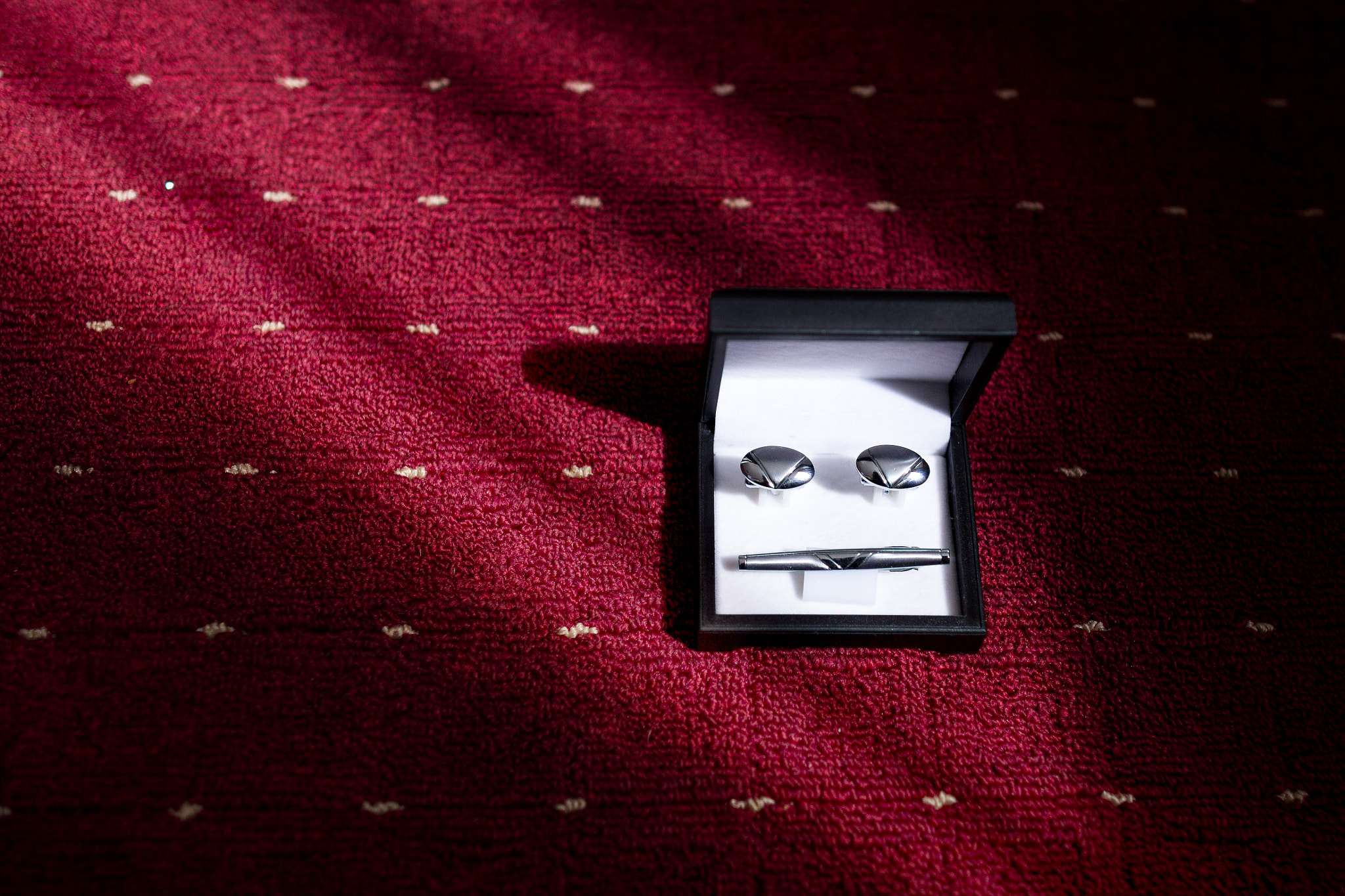 Canon EOS 60D + Canon EF 24mm F1.4L II USM sample photo. Cufflinks photography