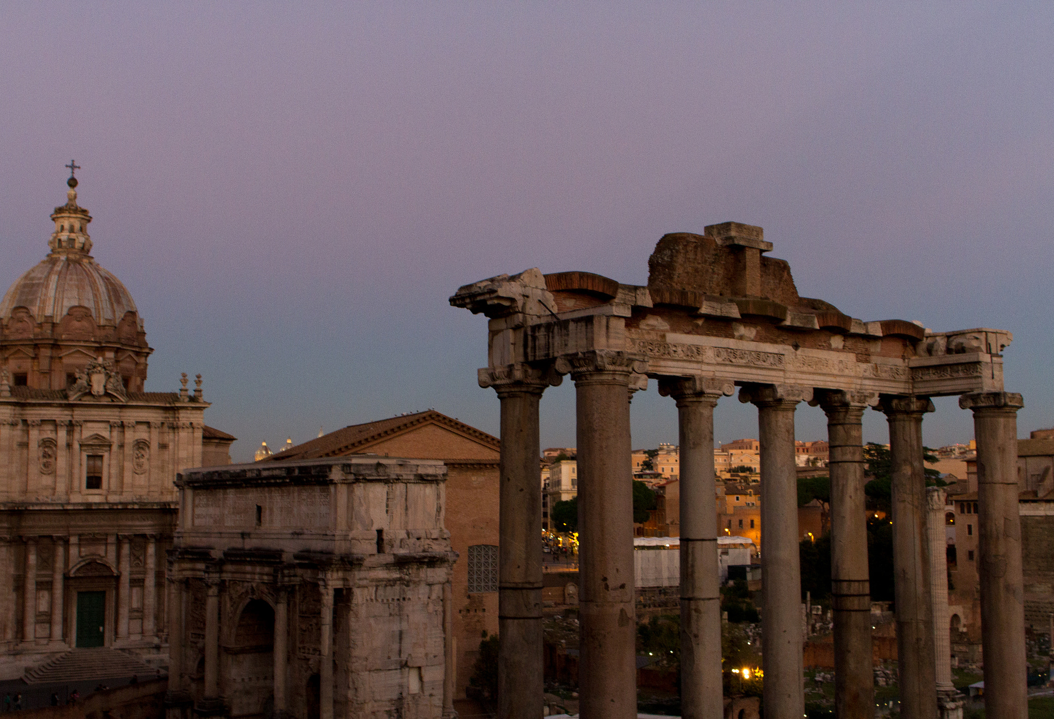 Canon EF 28mm F2.8 IS USM sample photo. Foro romano photography