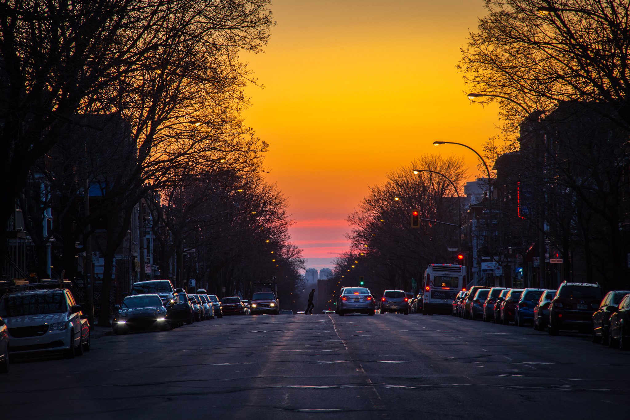 Canon EOS 6D + Canon EF 70-210mm f/4 sample photo. Montreal may sunset photography