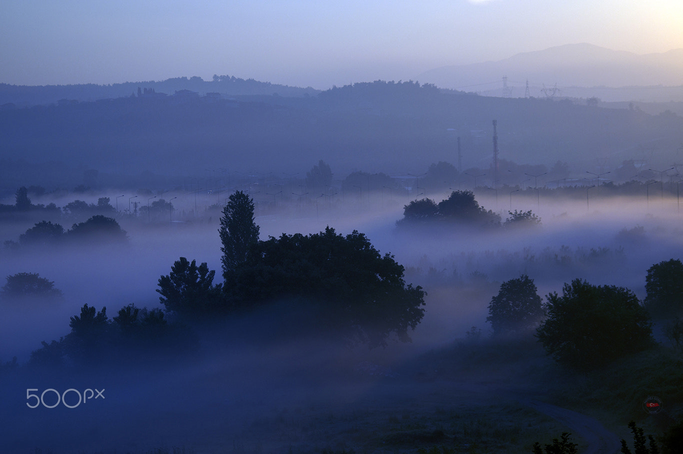 smc PENTAX-FA 100-300mm F4.7-5.8 sample photo. Foggy landscape photography