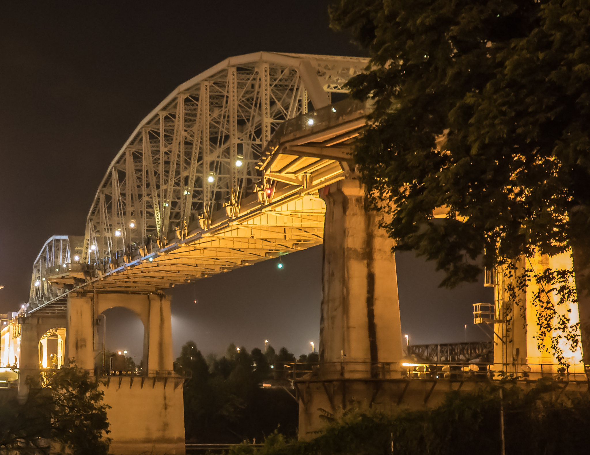 Olympus OM-D E-M5 II + Olympus M.Zuiko Digital 17mm F1.8 sample photo. Bridges of music city 1 photography