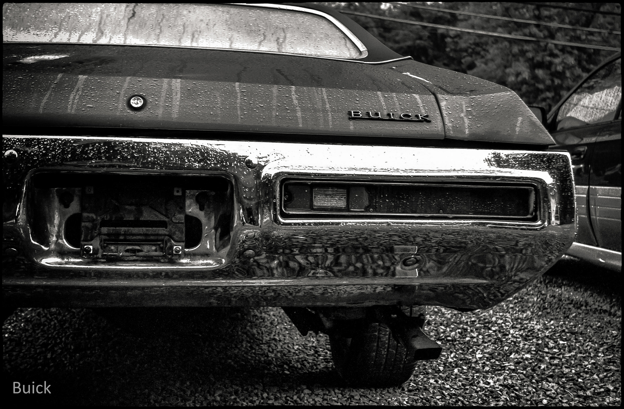 Pentax K-x sample photo. 1970 buick skylark in the rain. iso 1250 / kit lens photography