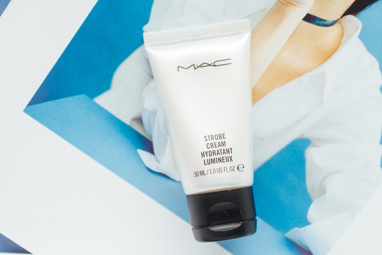 Canon EF 50mm F2.5 Macro sample photo. Cosmetics photography