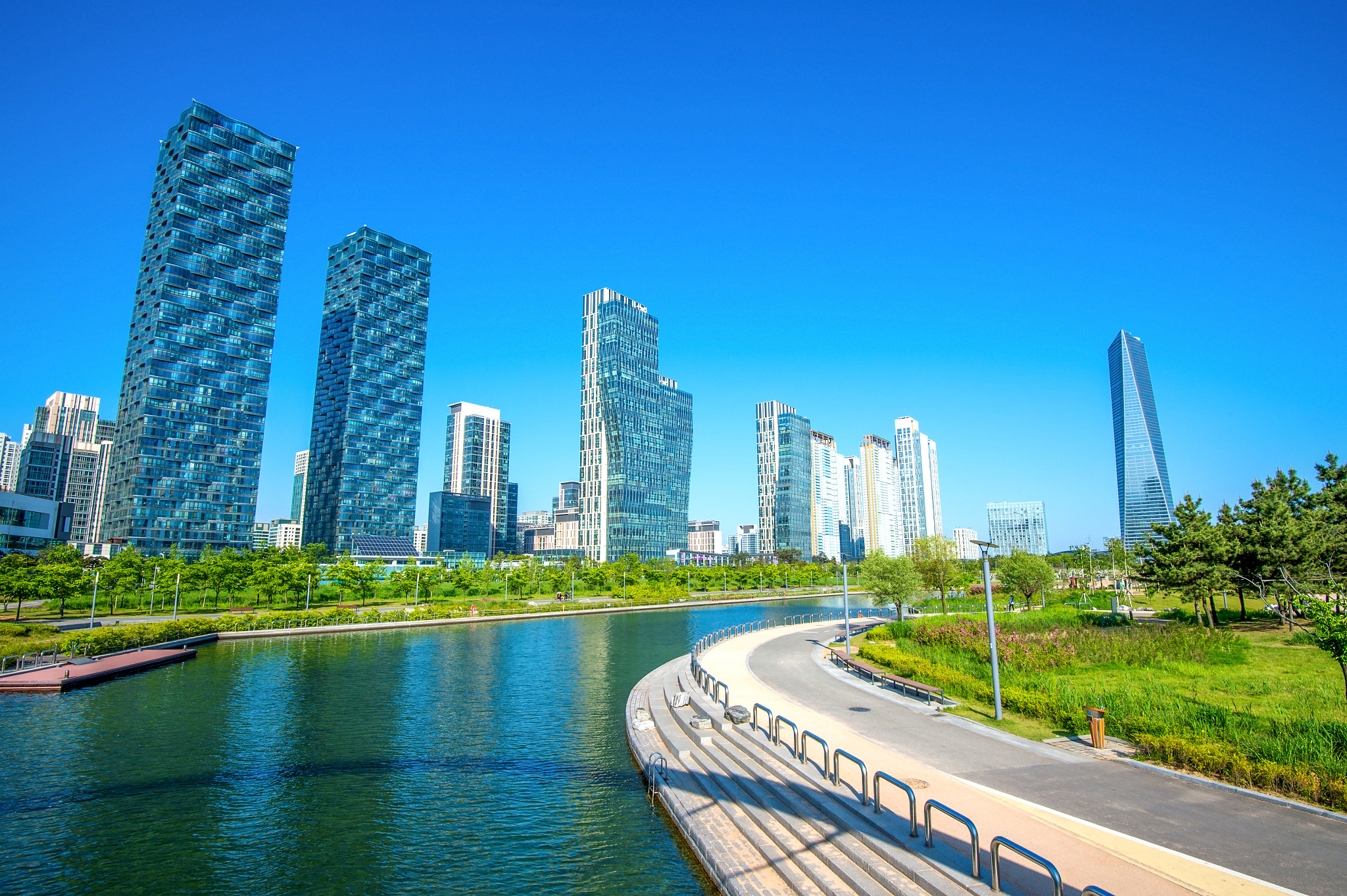 Nikon D4S sample photo. Incheon, south korea - may 20 : songdo central park is the green photography
