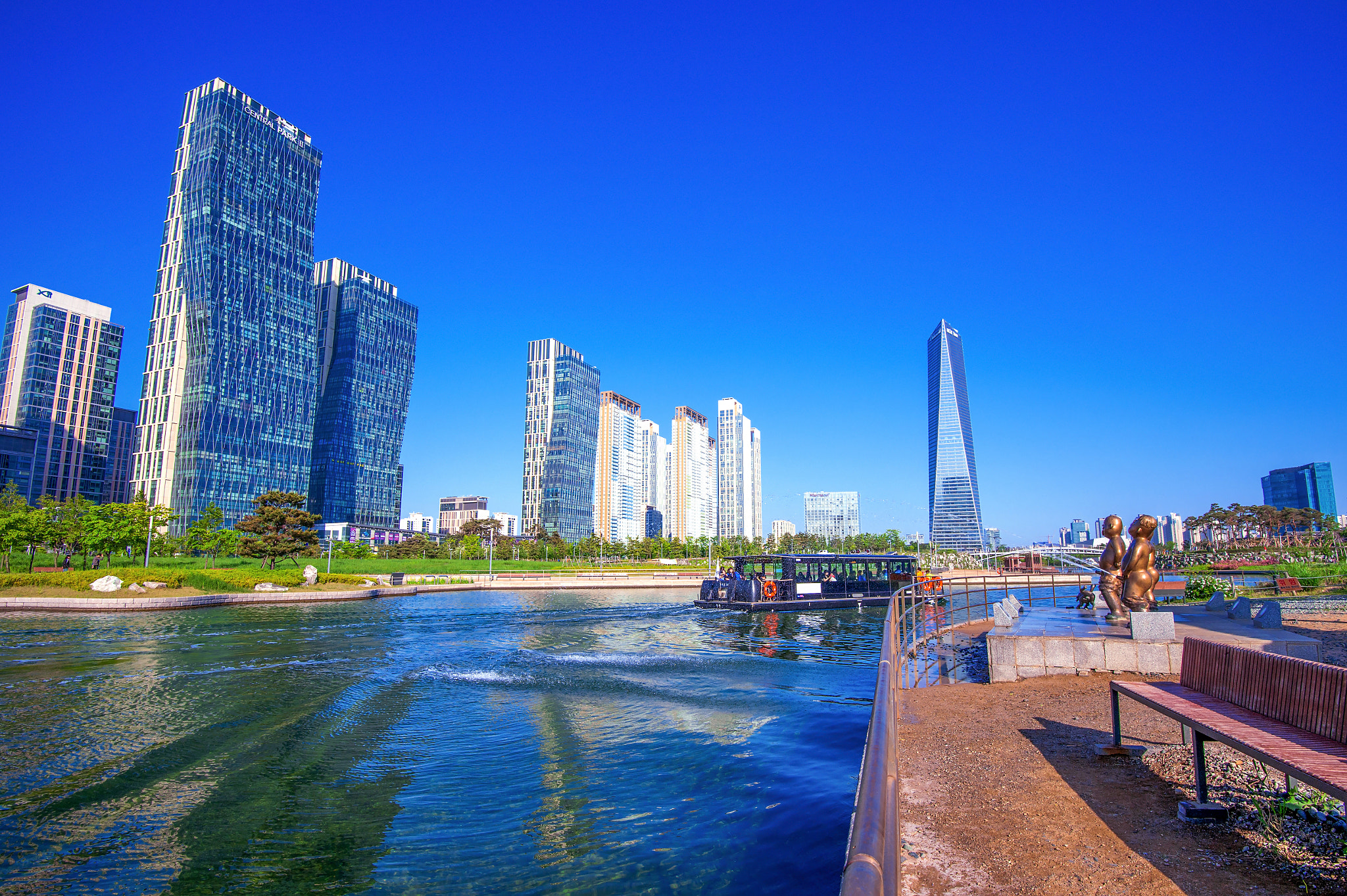 Nikon D4S sample photo. Incheon, south korea - may 20 : songdo central park is the green photography