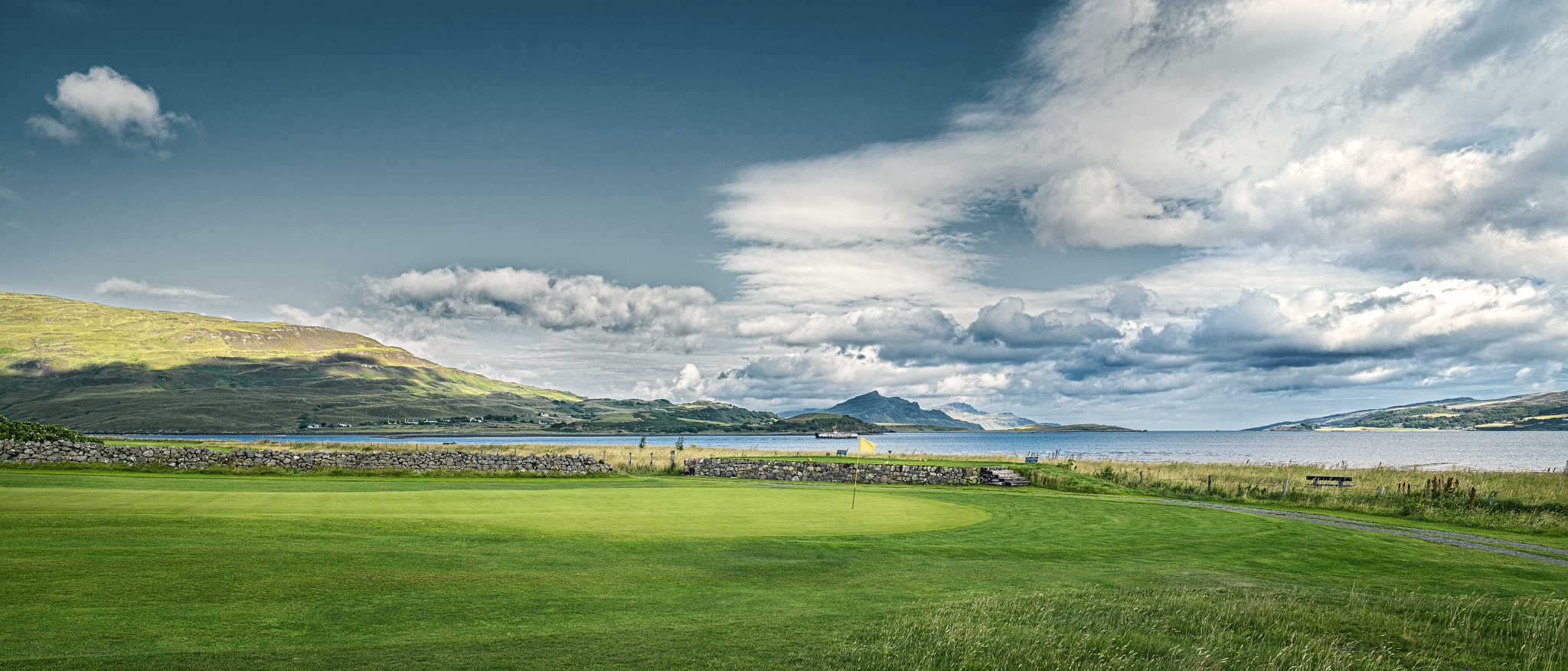 Hasselblad H3D + HCD 28 sample photo. Scottish golf landscapes photography