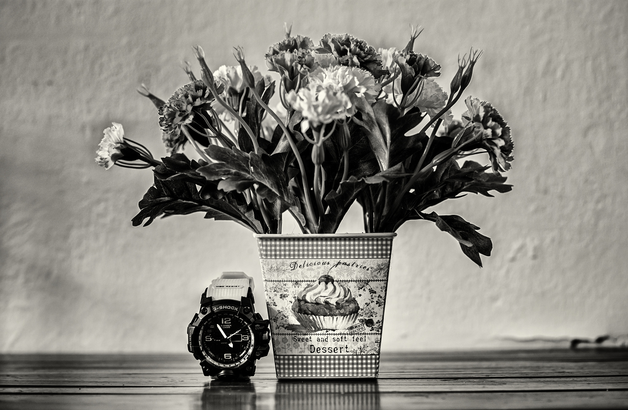 Sony Alpha DSLR-A230 + Sony DT 50mm F1.8 SAM sample photo. A watch photography