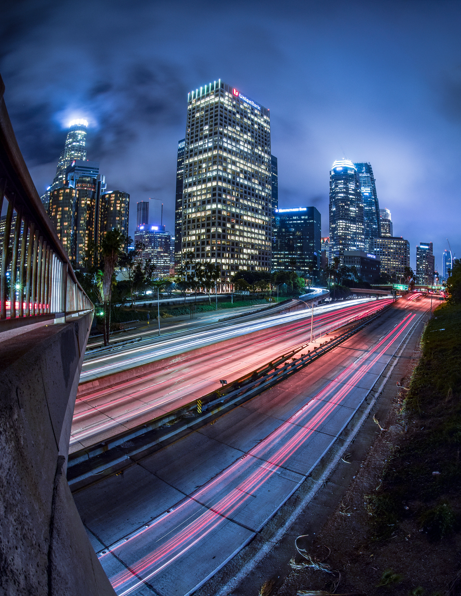 Nikon AF DX Fisheye-Nikkor 10.5mm F2.8G ED sample photo. Downtown la, ca. photography