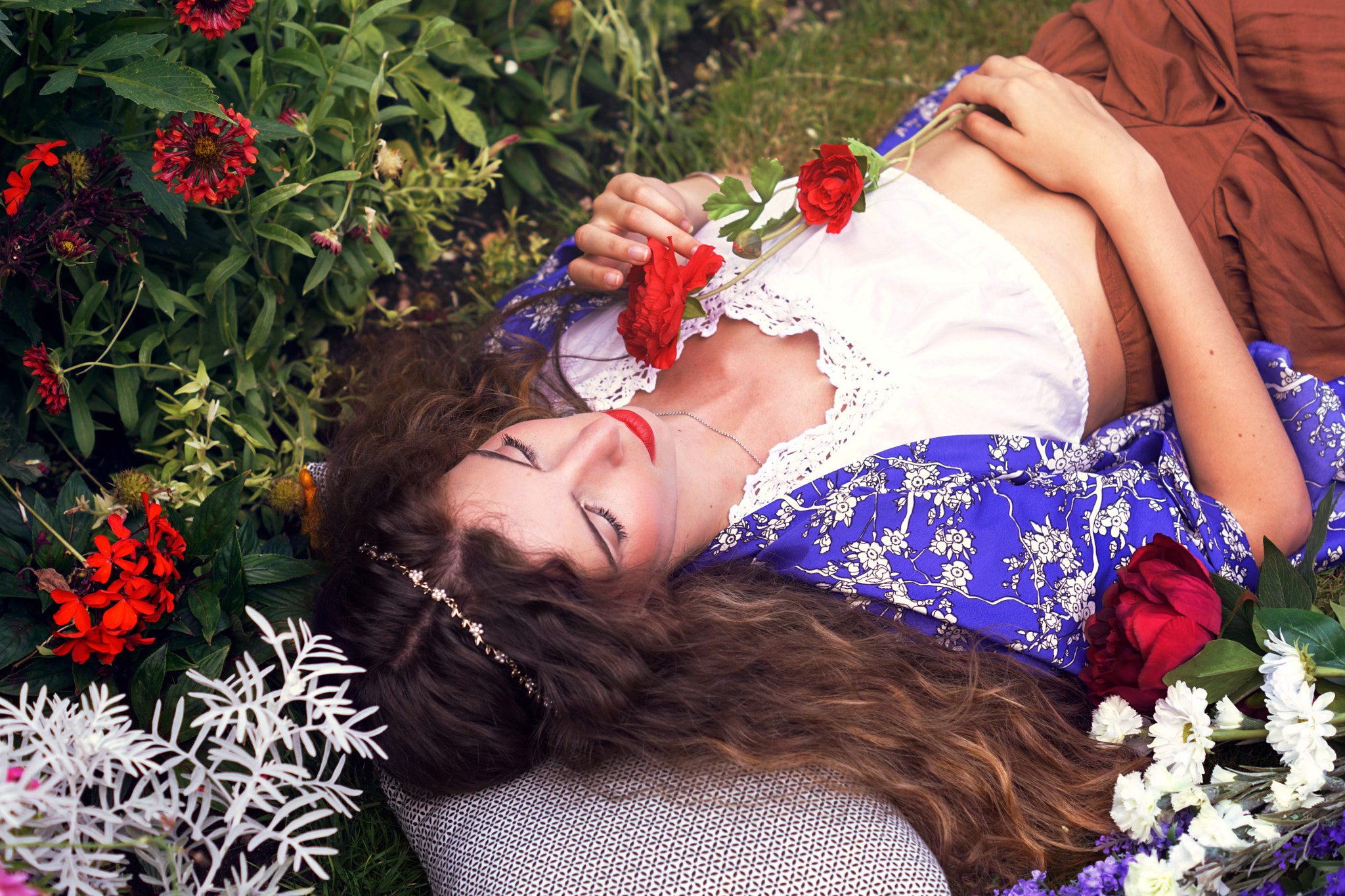 Sony ILCA-77M2 + Sony DT 50mm F1.8 SAM sample photo. Preraphaelite portraits photography