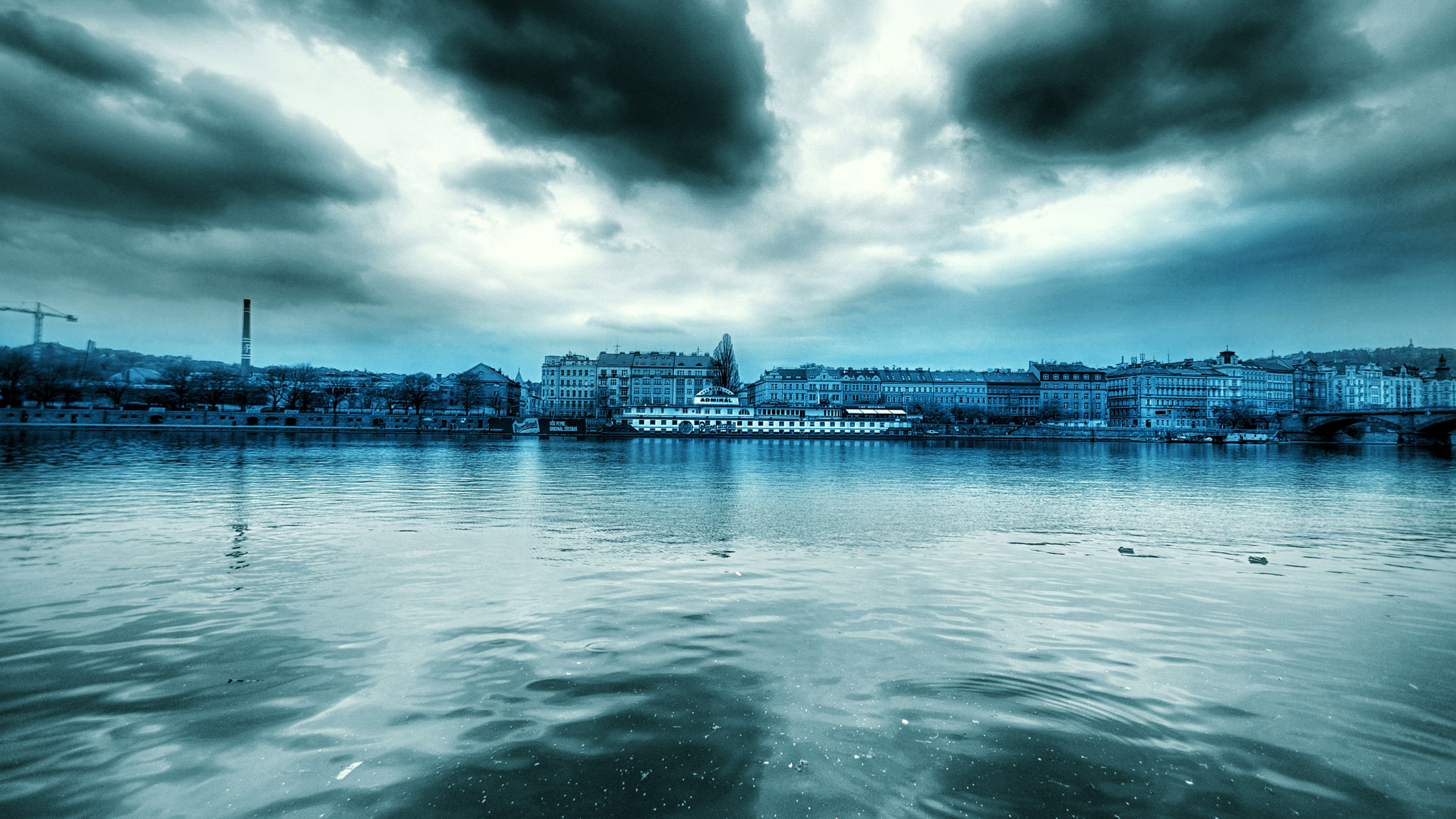 Sony a7 + Sony E 10-18mm F4 OSS sample photo. On the riverfront in prague photography