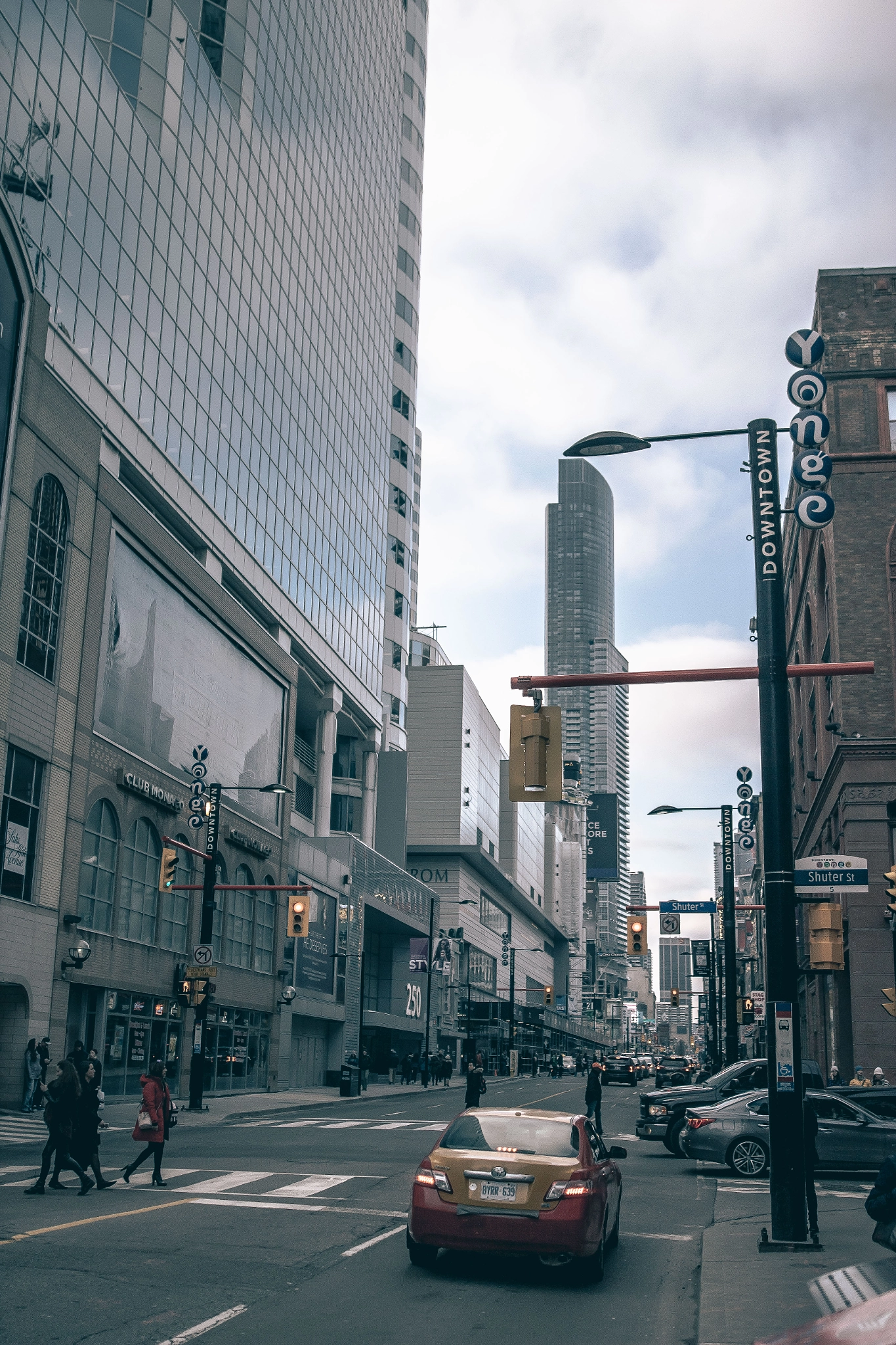 Sigma 24mm F1.4 DG HSM Art sample photo. Toronto visuals photography