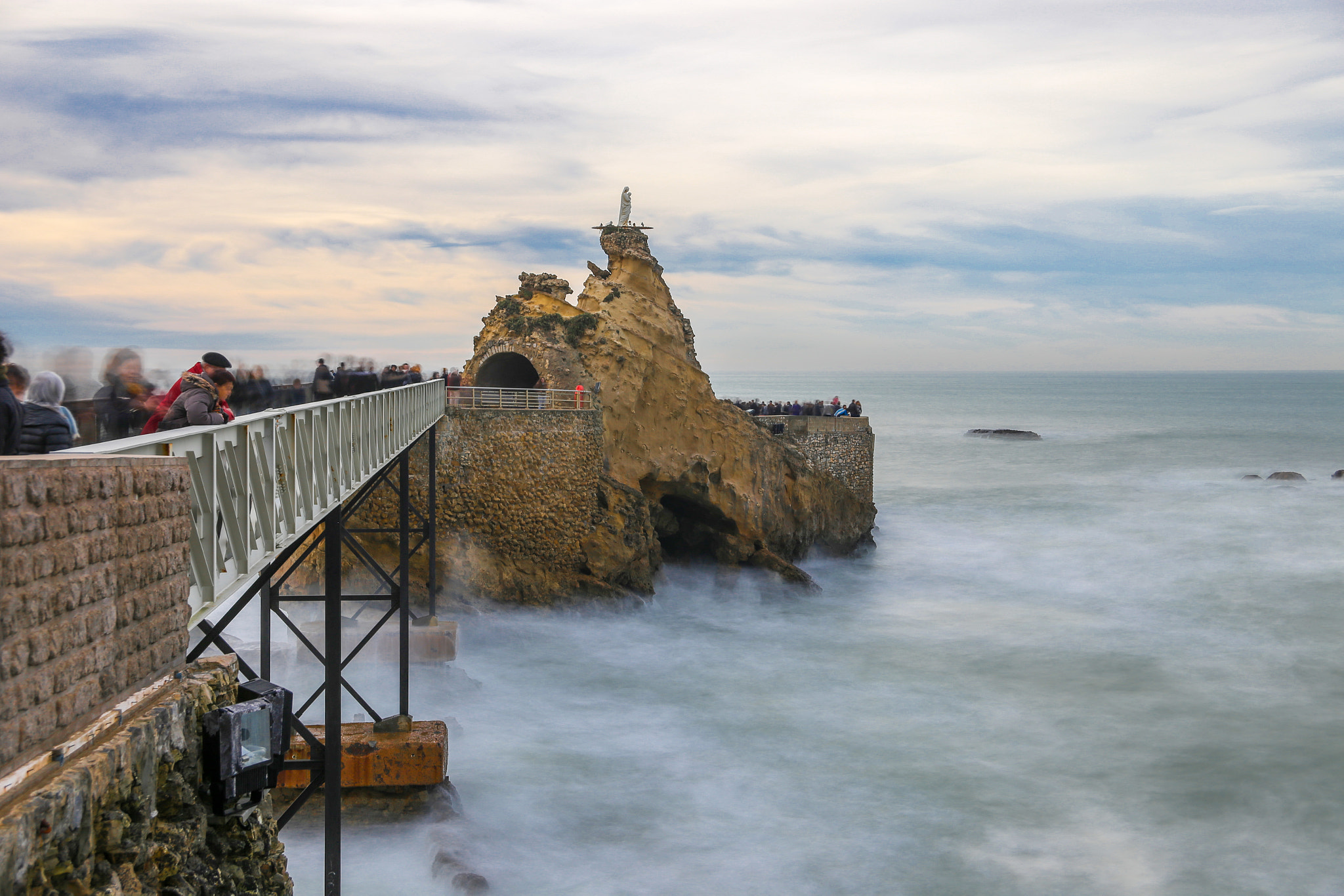 Canon EF 24-85mm F3.5-4.5 USM sample photo. Rocher de la vierge photography