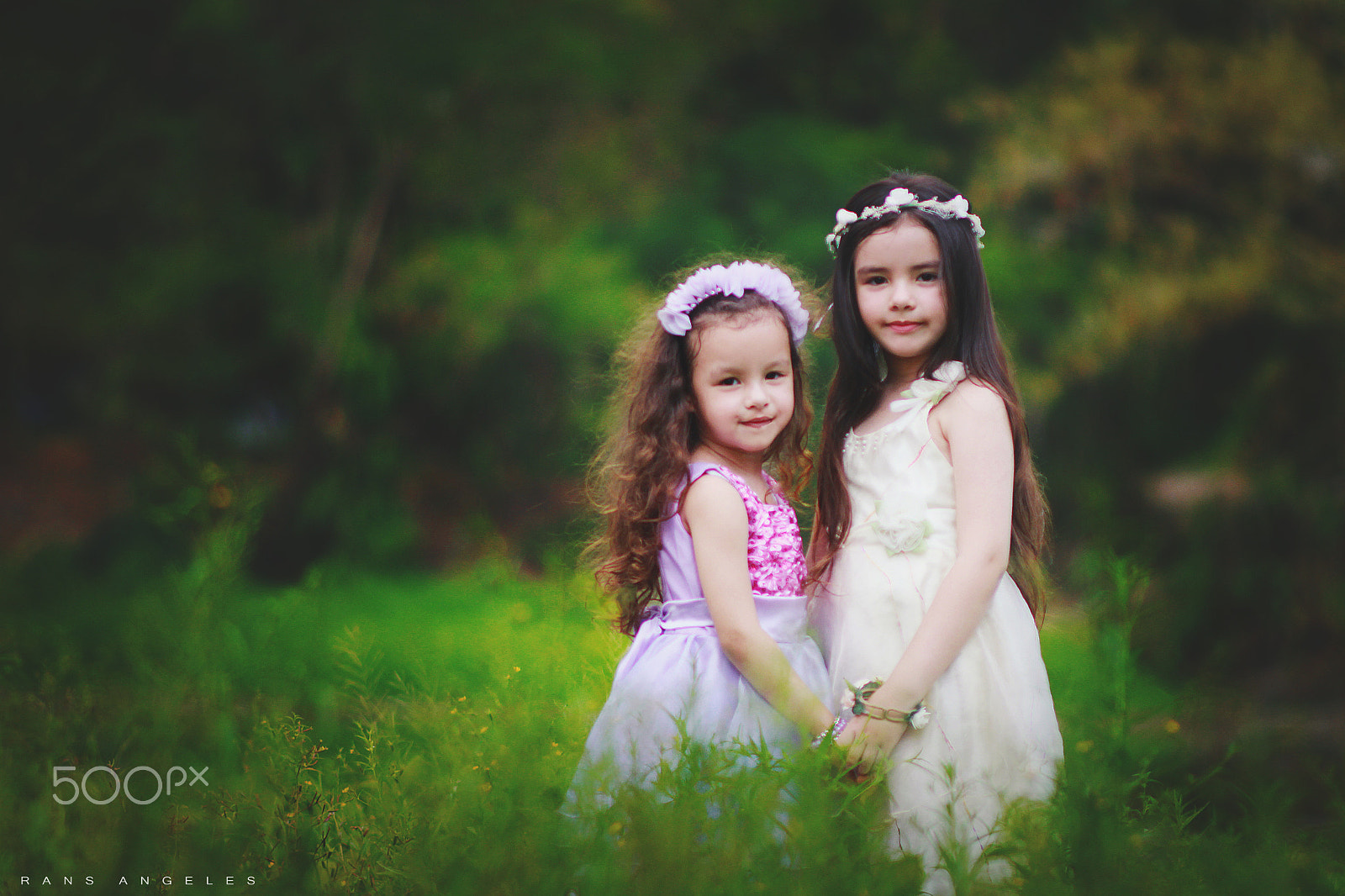 Canon EOS 7D + Canon EF 135mm F2.8 SF sample photo. Christina and louise photography