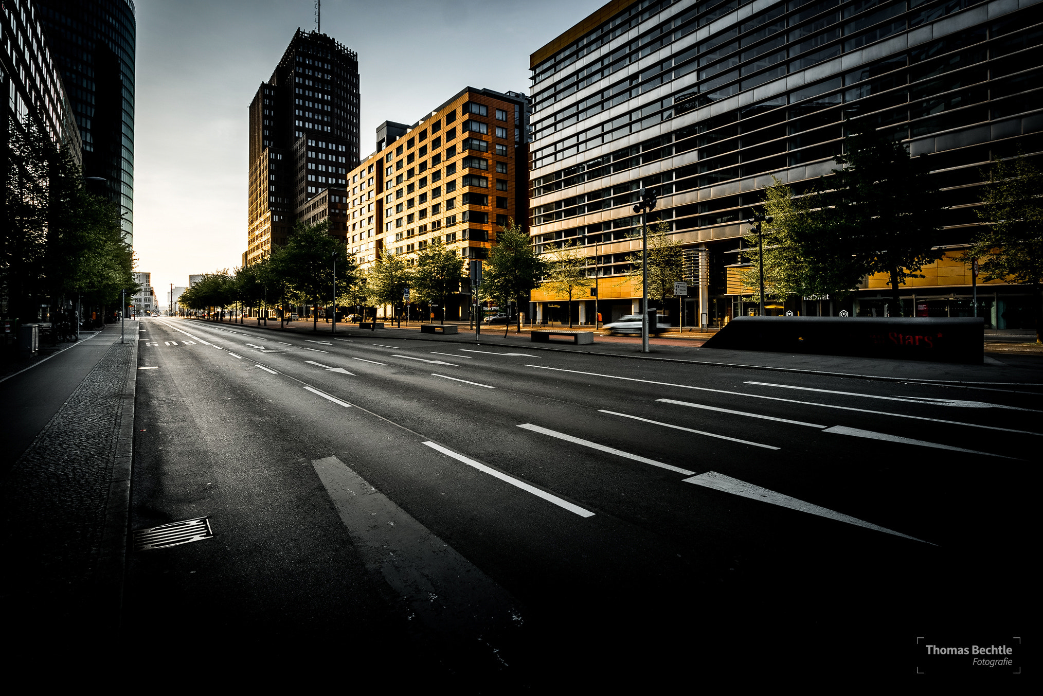 Nikon D800 + Sigma 10-20mm F3.5 EX DC HSM sample photo. Early morning in berlin photography