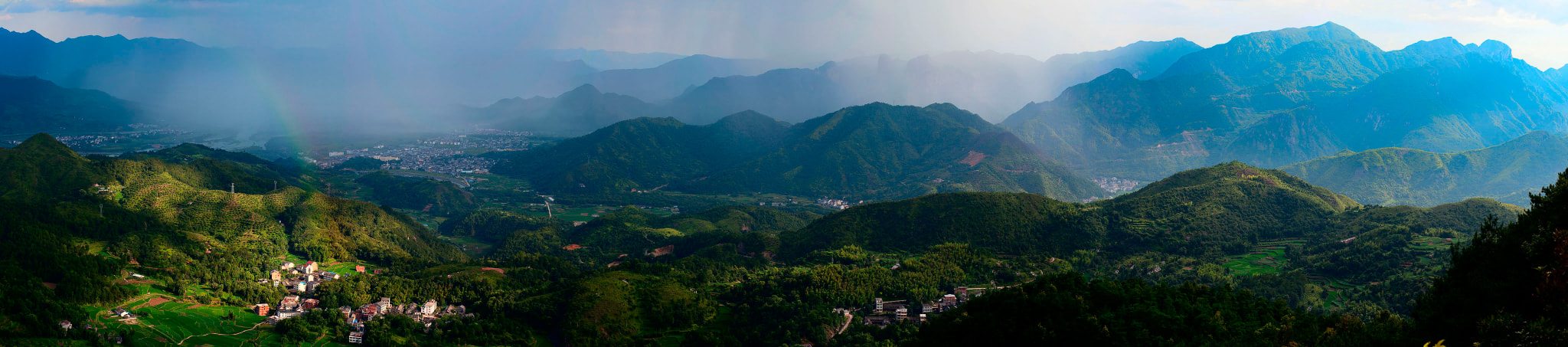 ZEISS Planar T* 50mm F1.4 sample photo. 东边日出西边雨 岩头全貌 photography