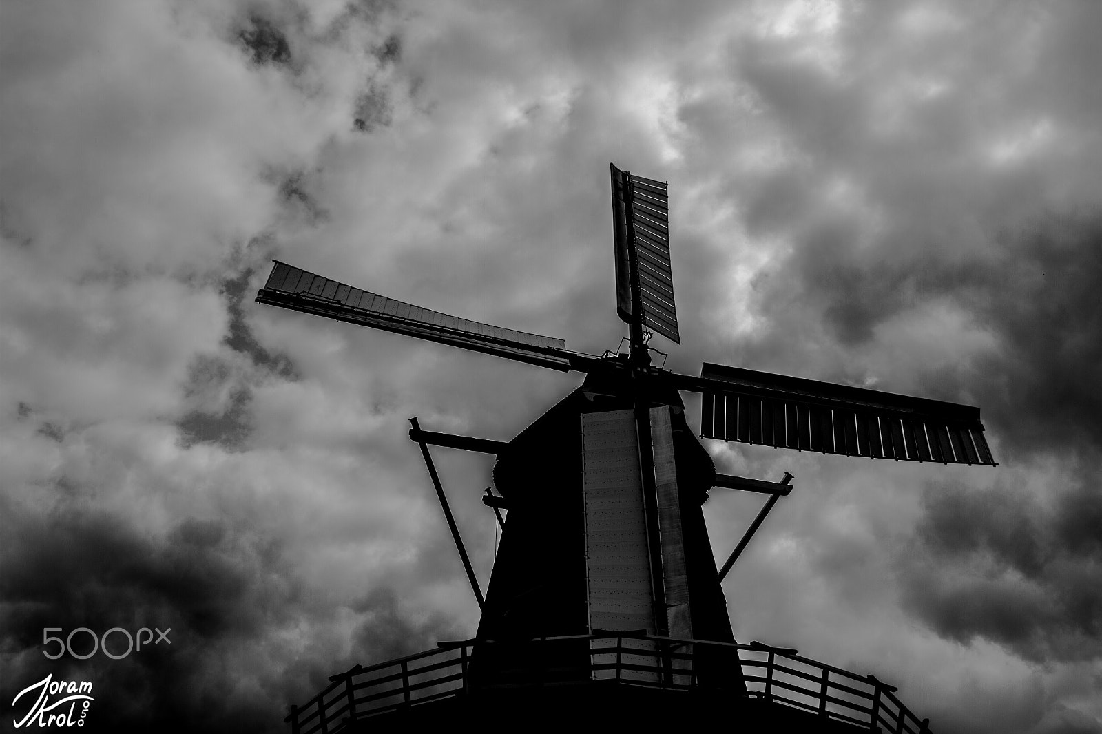 Canon EF 20mm F2.8 USM sample photo. Windmill photography