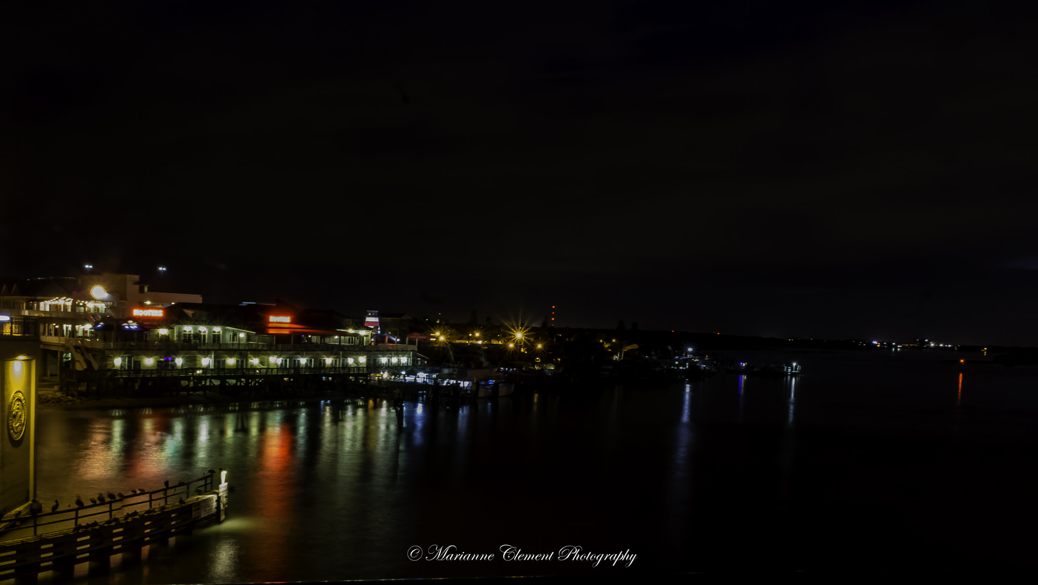 Canon EOS 1200D (EOS Rebel T5 / EOS Kiss X70 / EOS Hi) sample photo. Johns pass boardwalk at night photography