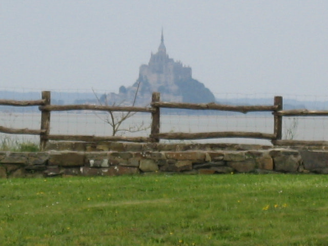 Canon DIGITAL IXUS 40 sample photo. Mt saint michel vu de mon jardin!?... photography