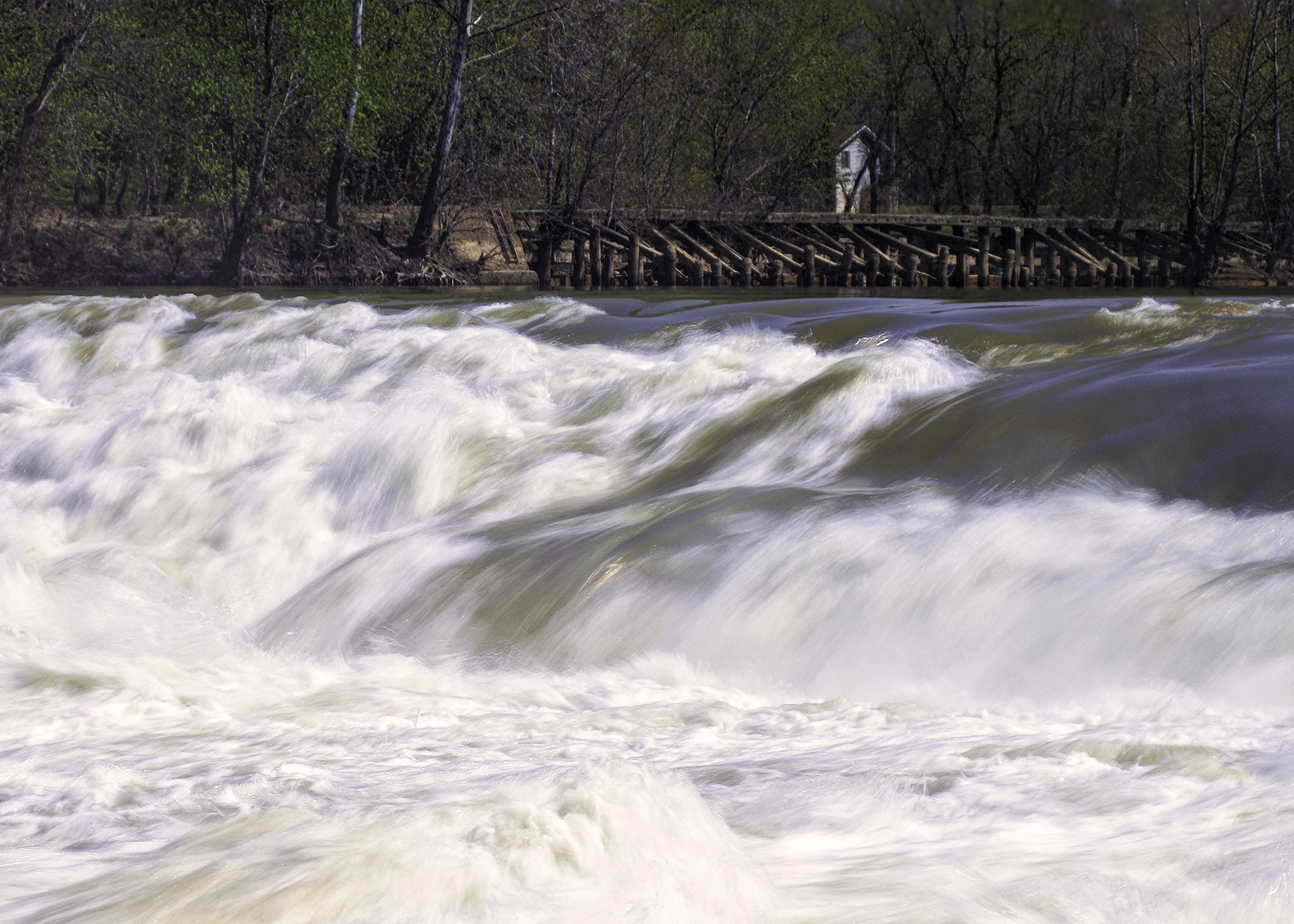 Canon EOS-1D Mark IV sample photo. Small dam photography