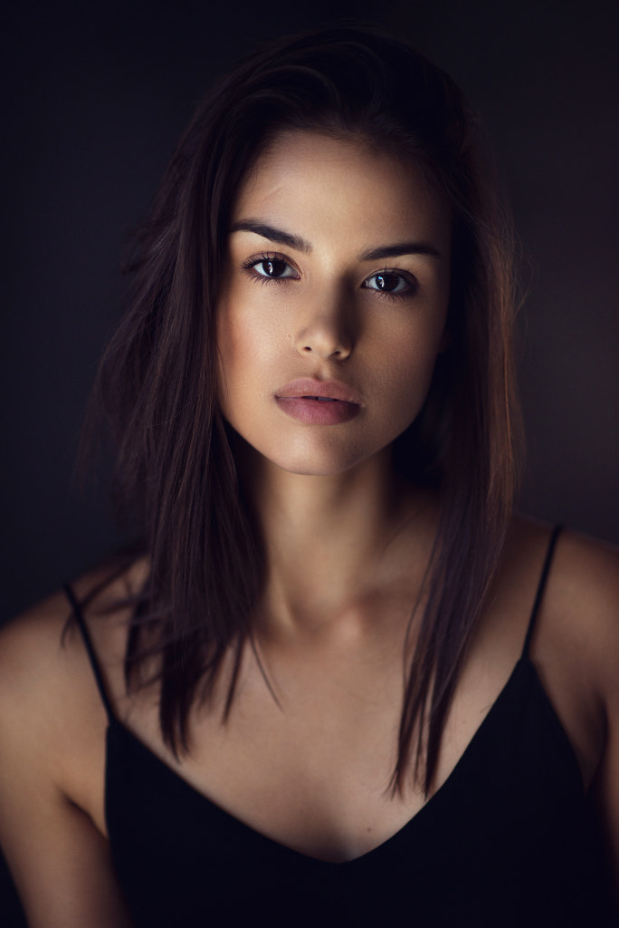 Talisa - Natural Light by Dani Diamond / 500px