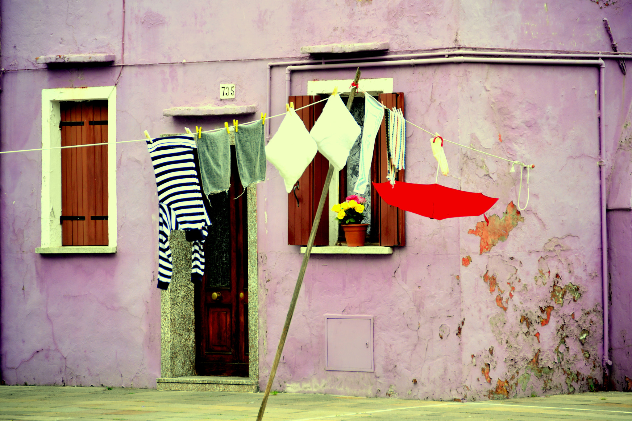 Sigma 18-200mm F3.5-6.3 II DC OS HSM sample photo. Burano, colors & reflection photography