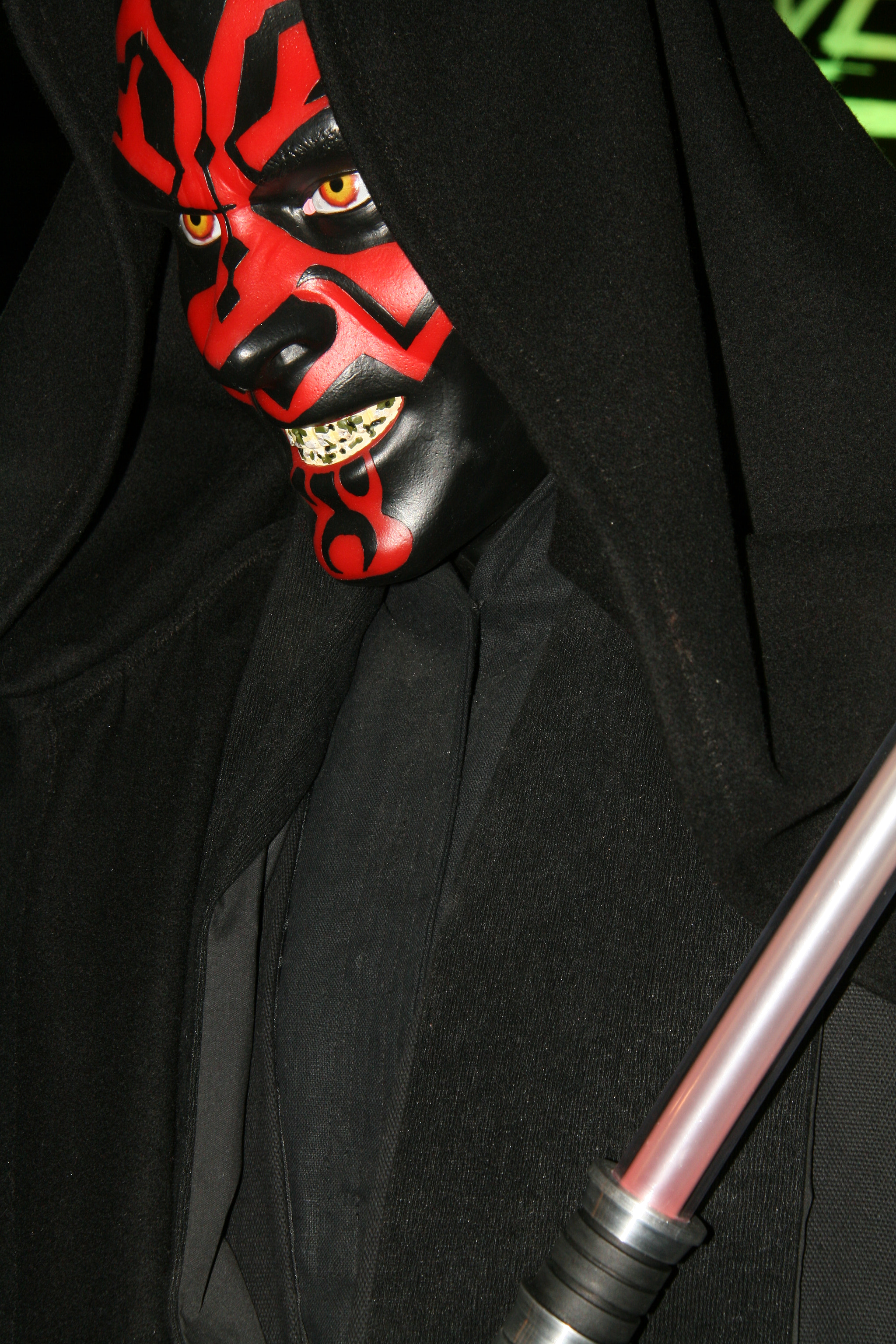 Canon EOS 400D (EOS Digital Rebel XTi / EOS Kiss Digital X) sample photo. Darth maul photography
