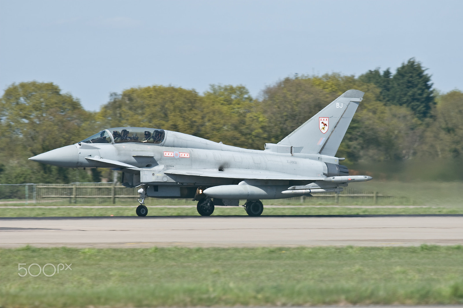 Canon EOS 30D + Canon EF 100-400mm F4.5-5.6L IS USM sample photo. Royal air force eurofighter typhoon, raf coningsby photography