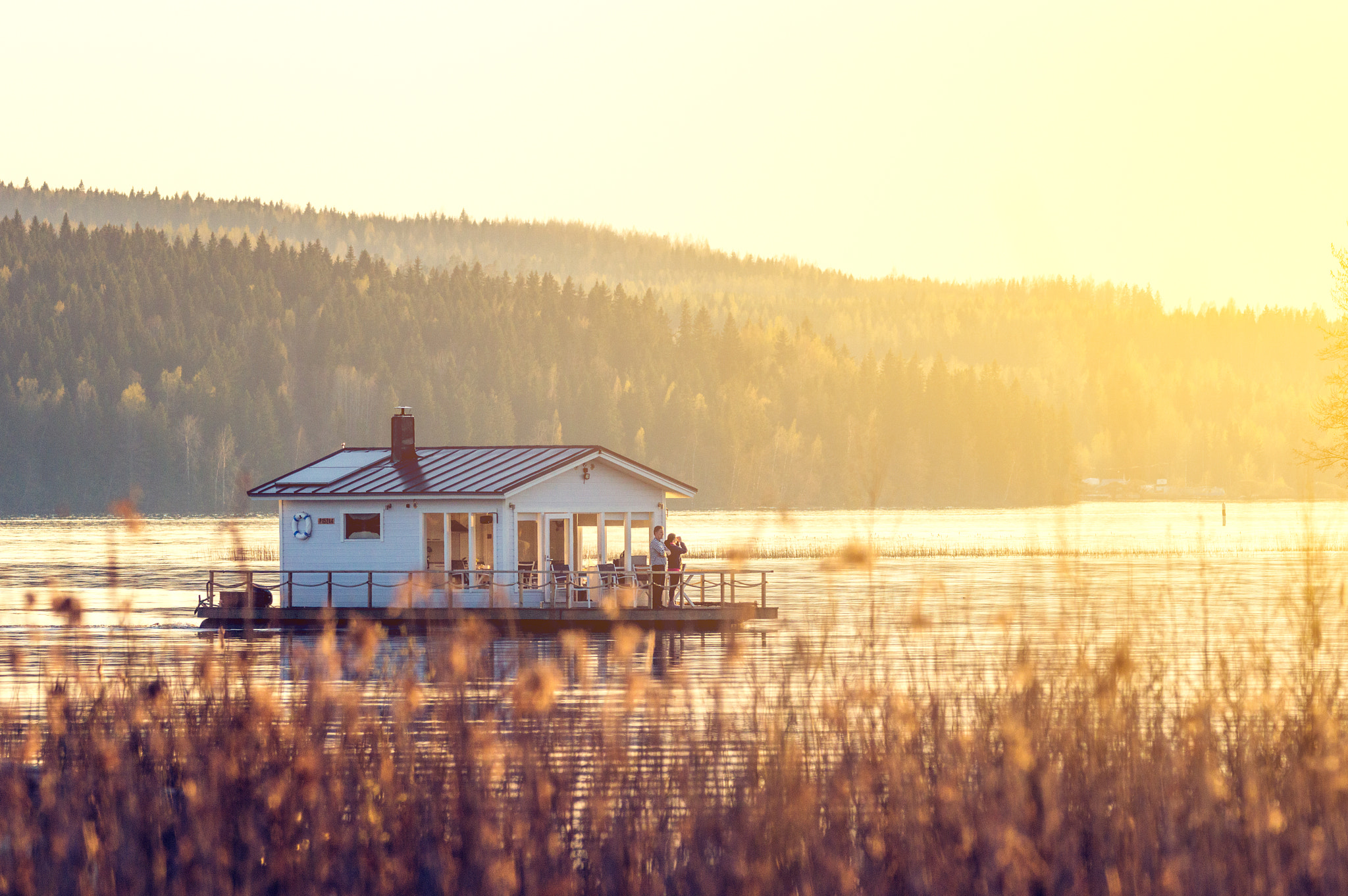 Nikon D3200 + Sigma 150-600mm F5-6.3 DG OS HSM | C sample photo. Little house on the waterie photography