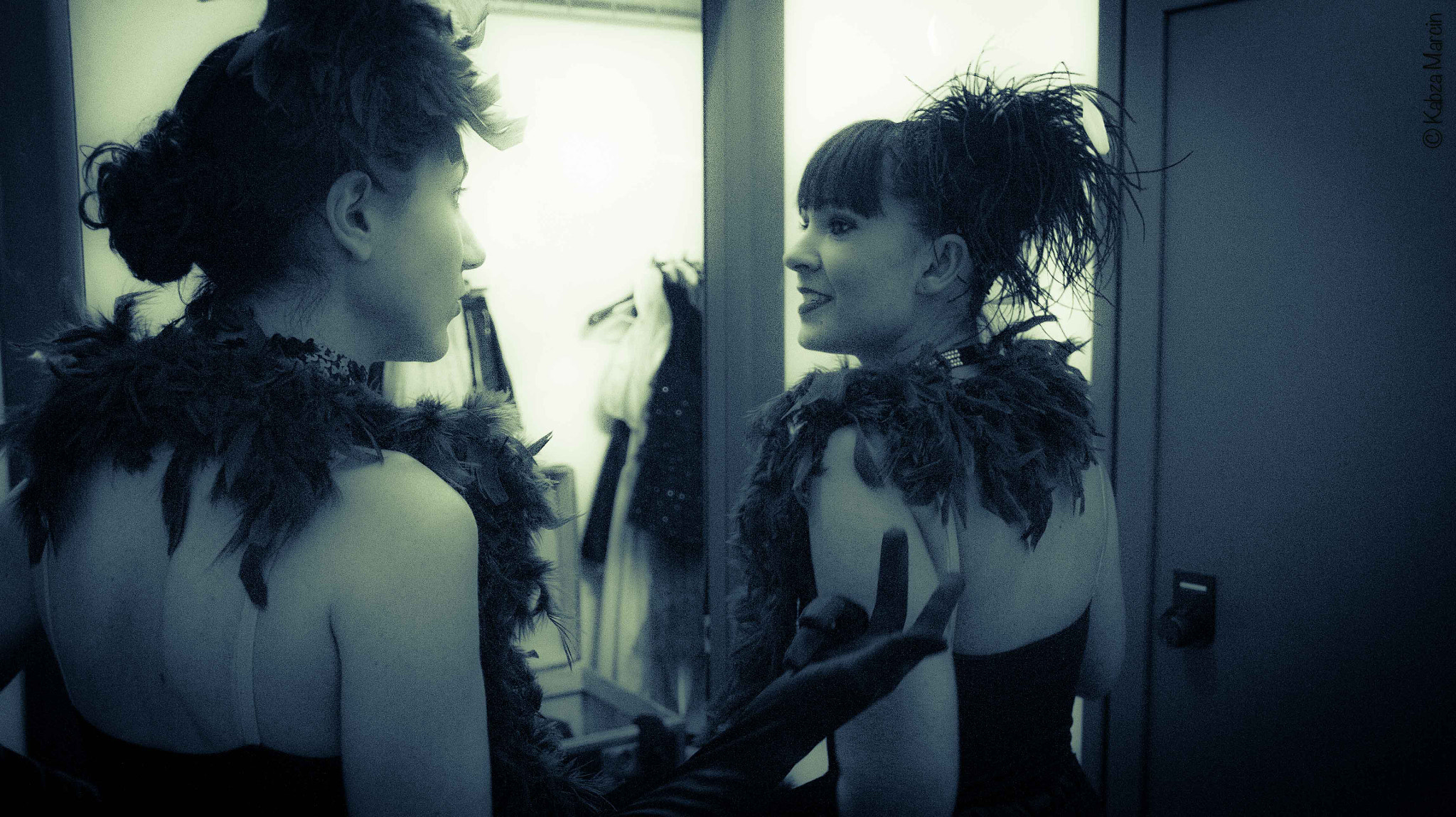 Tamron 18-270mm F3.5-6.3 Di II PZD sample photo. Operetta backstage dancers2 photography