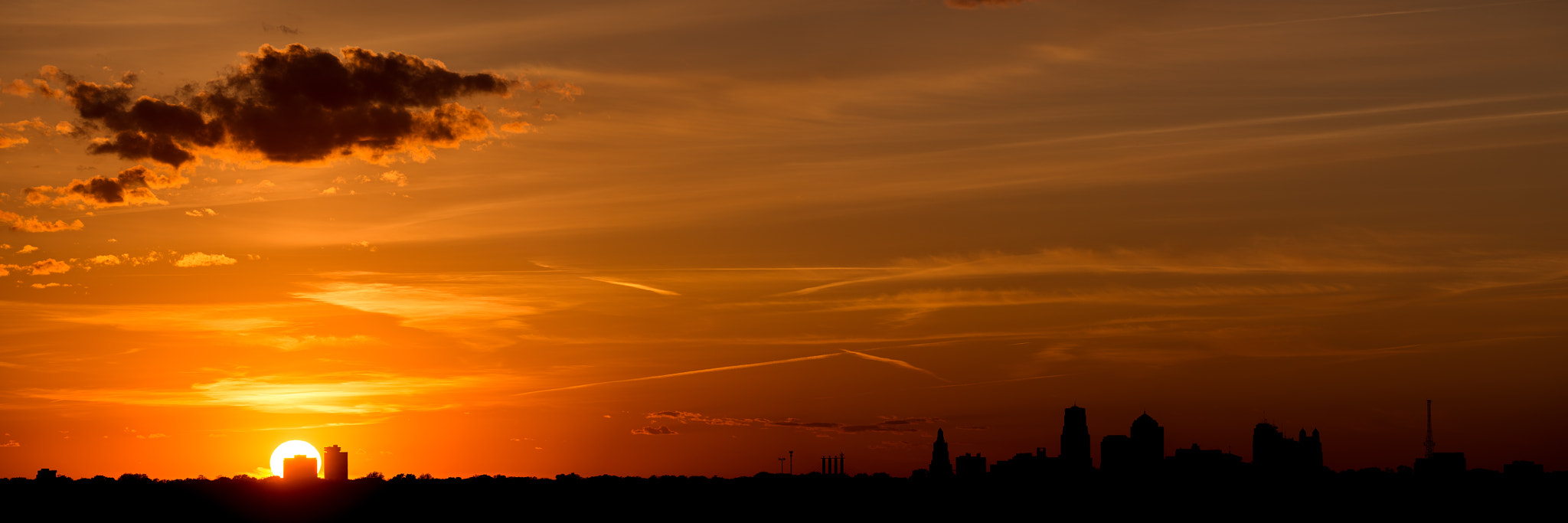 AF-S Nikkor 300mm f/2.8D IF-ED II sample photo. Sunset from stadium drive photography