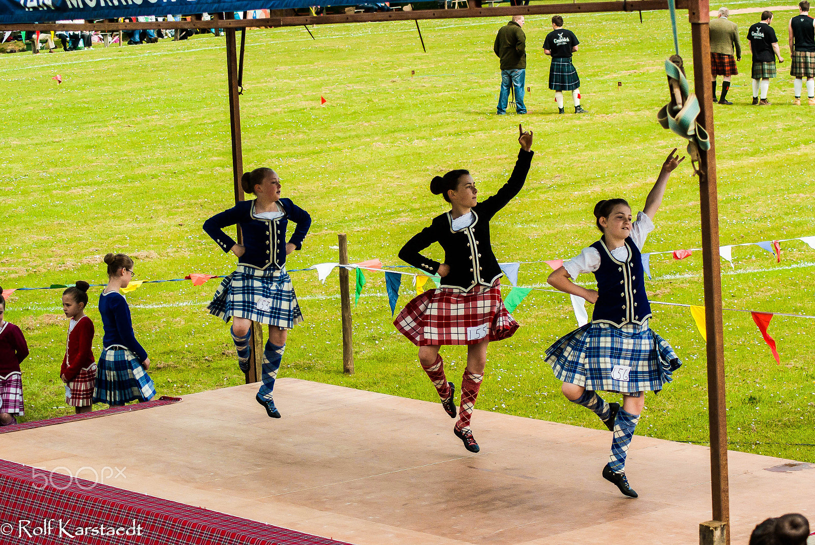 Pentax K-m (K2000) + Tamron AF 70-300mm F4-5.6 Di LD Macro sample photo. R karstaedt highland dancers cornhill highland games photography