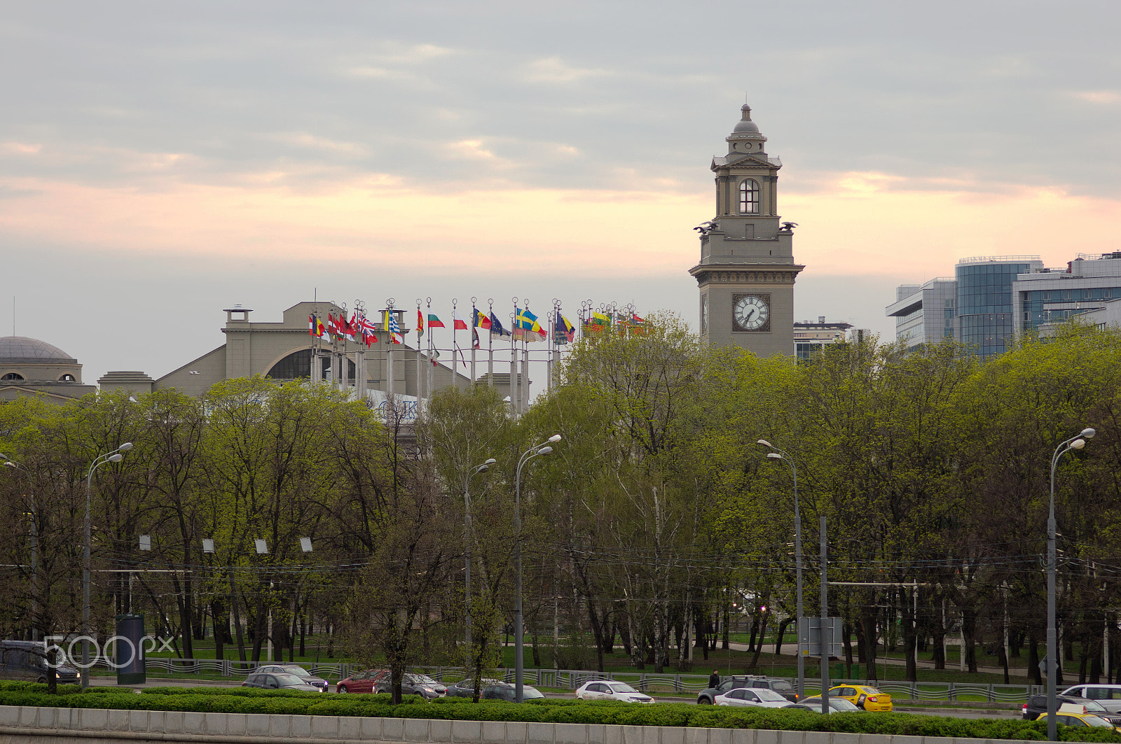 Sony Alpha DSLR-A580 + Sigma 30mm F1.4 EX DC HSM sample photo. Kievsky railway terminal in moscow photography